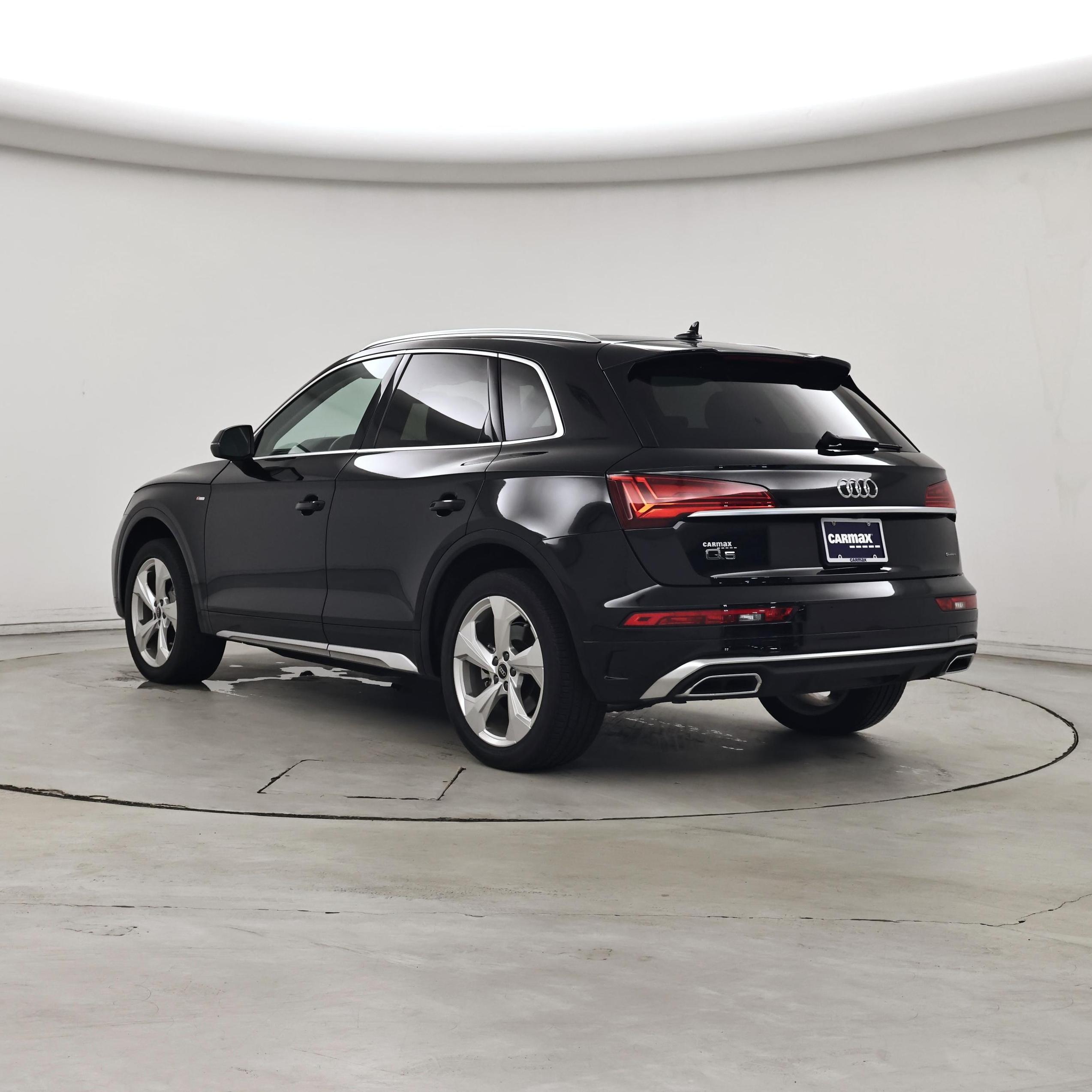 Thumbnail: 2023 Audi Q5 - 2