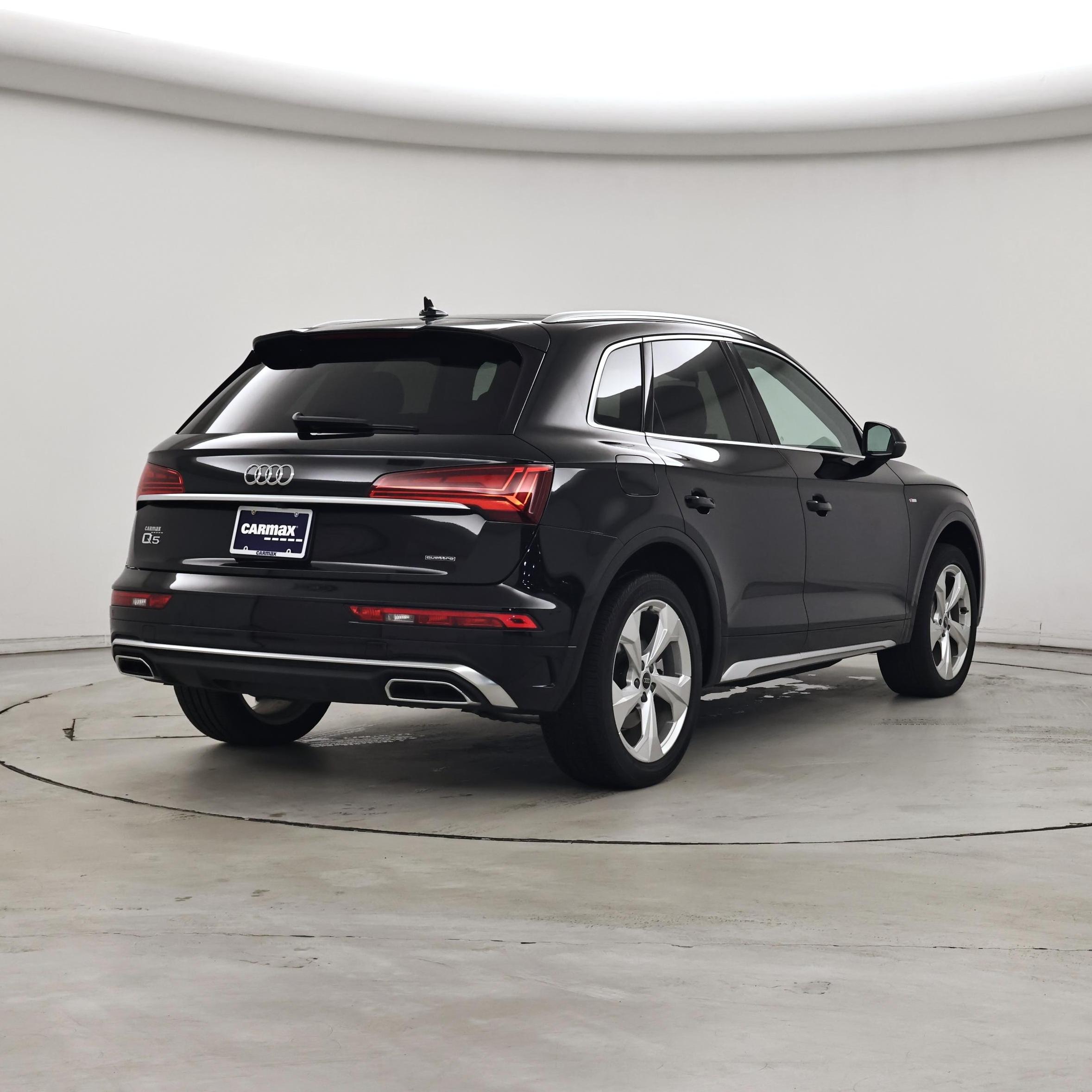 Thumbnail: 2023 Audi Q5 - 8
