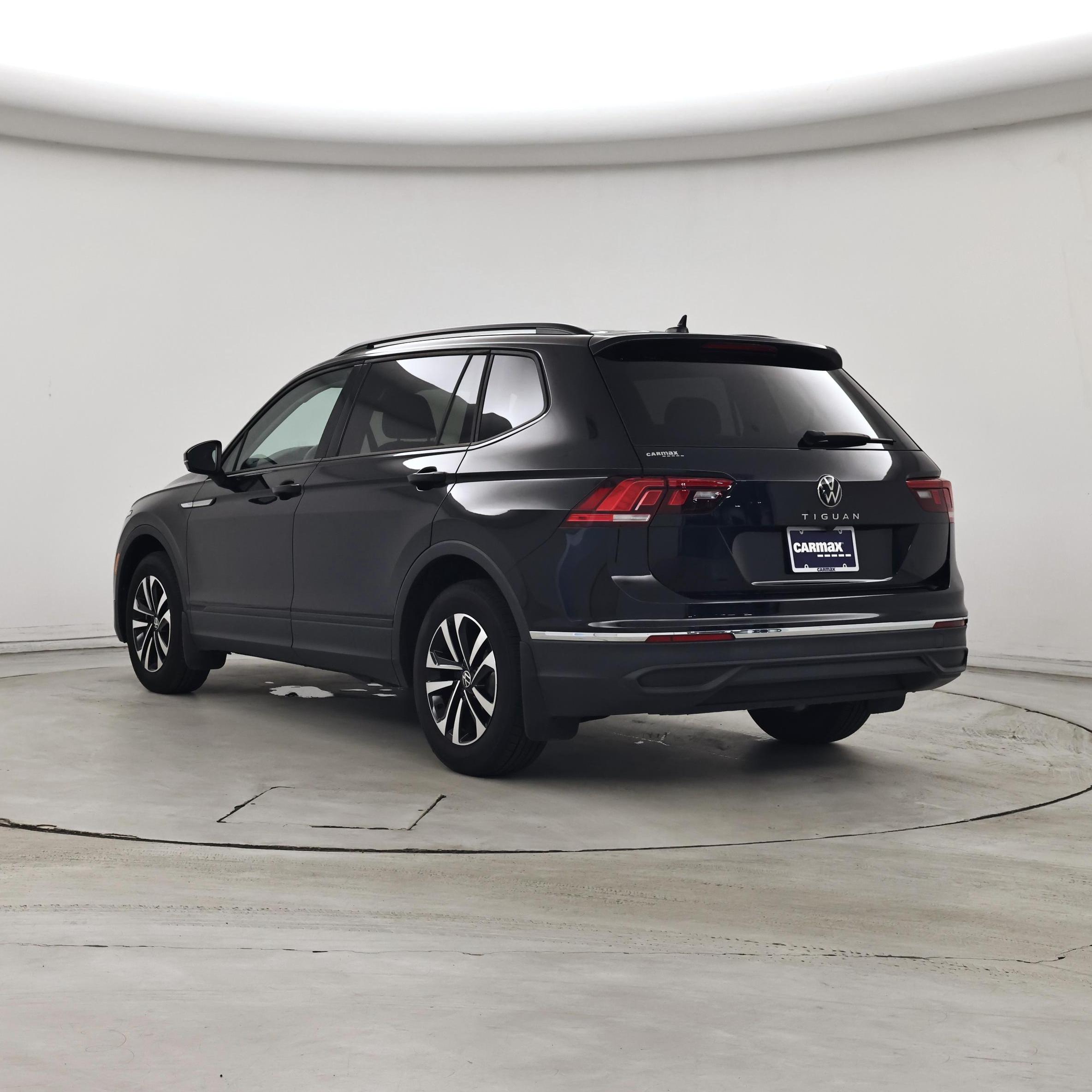 Thumbnail: 2024 Volkswagen Tiguan - 2