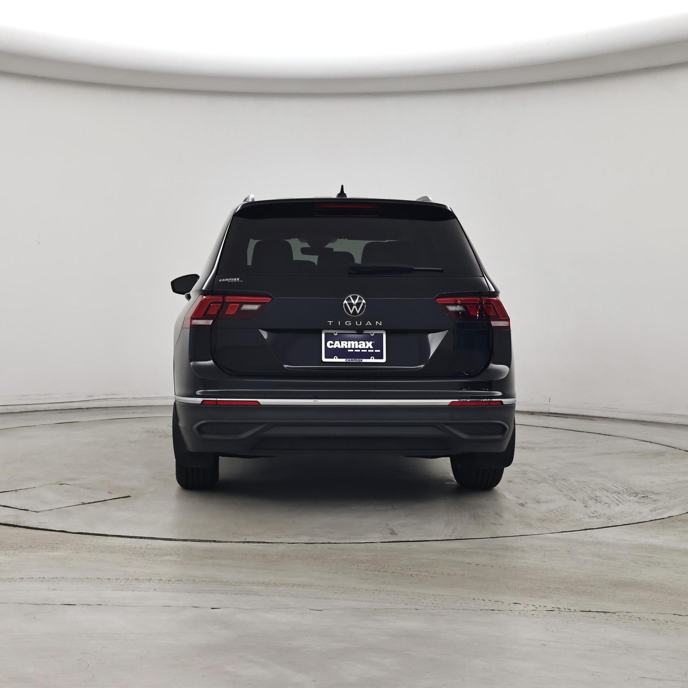 Thumbnail: 2024 Volkswagen Tiguan - 6