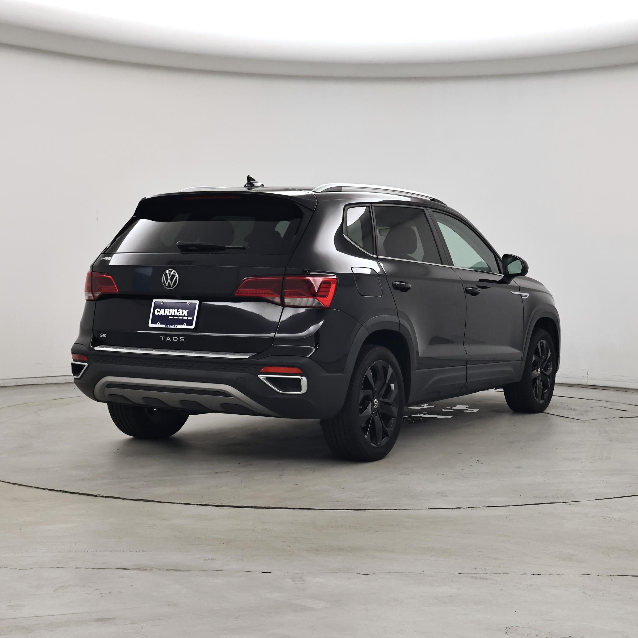 Thumbnail: 2023 Volkswagen Taos - 8