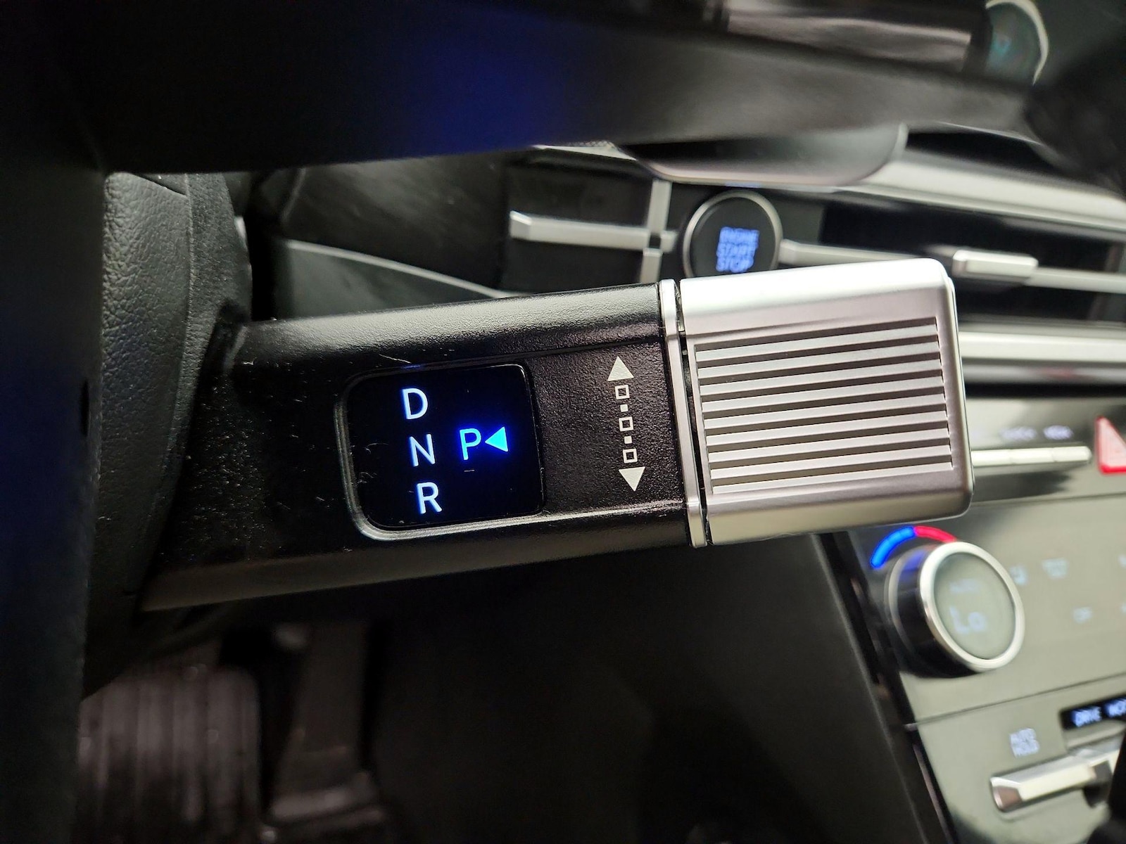 2025 Hyundai Santa Fe SEL - Photo 18