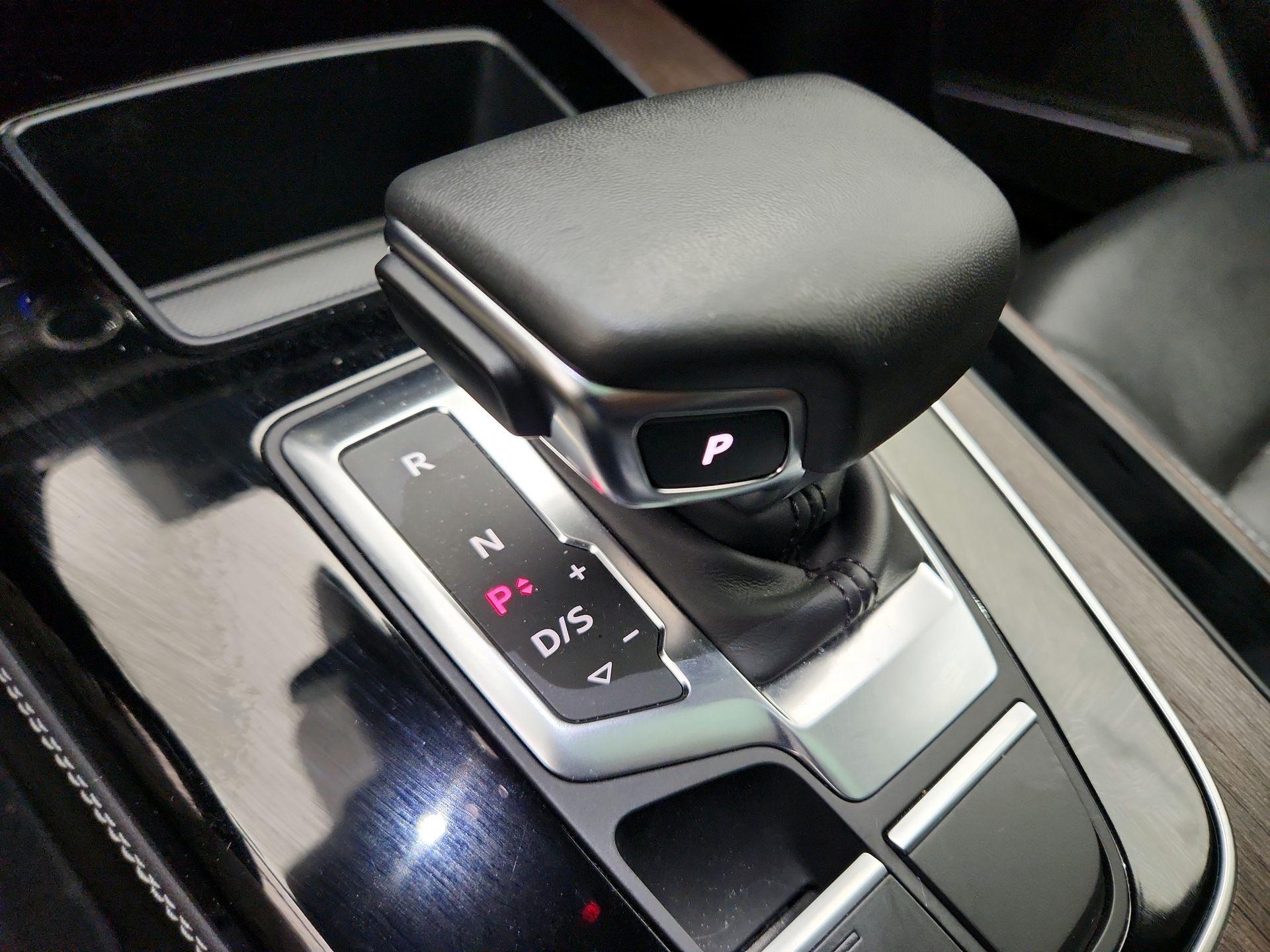 Thumbnail: 2023 Audi Q5 - 18