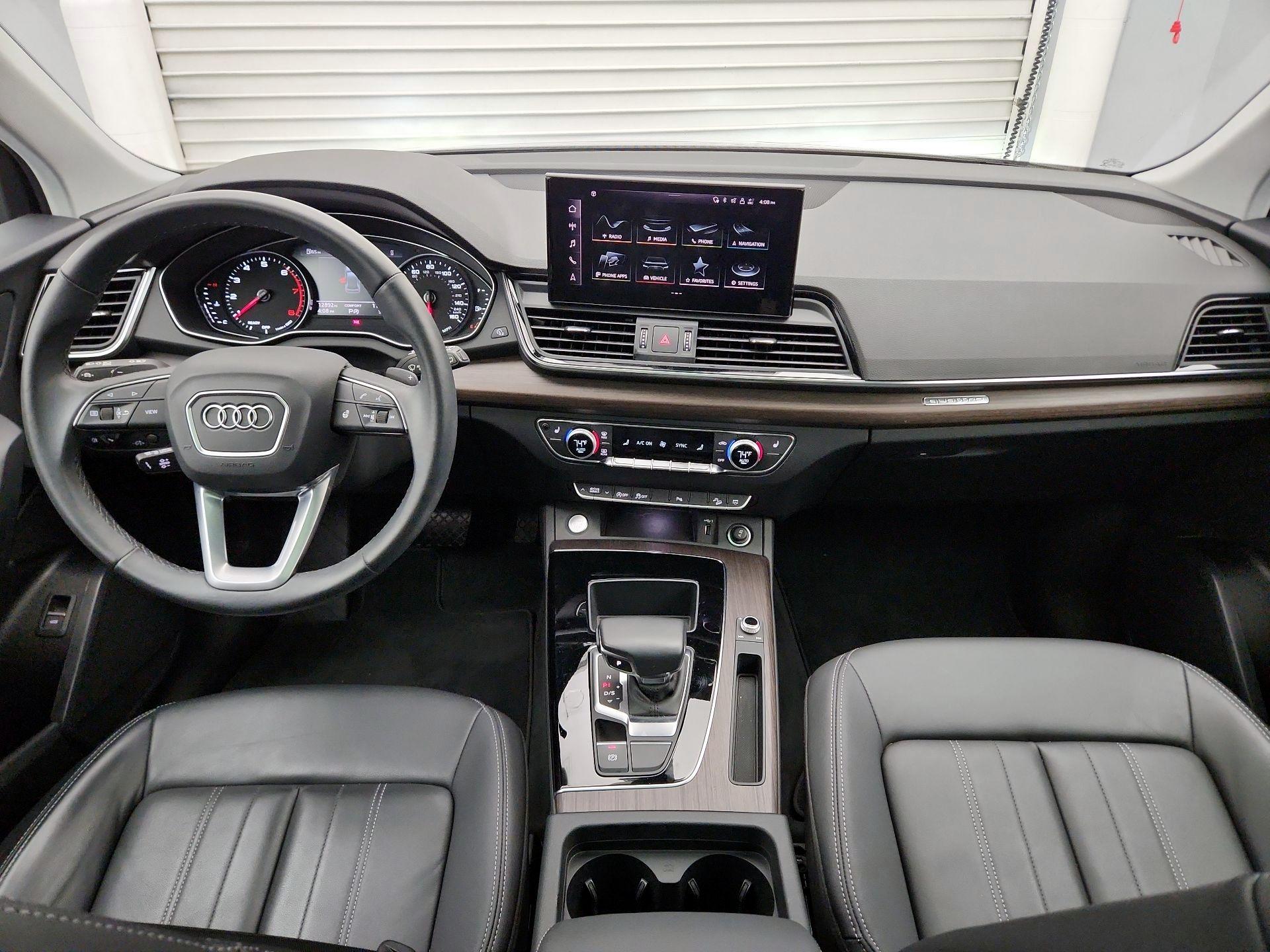 Thumbnail: 2023 Audi Q5 - 9