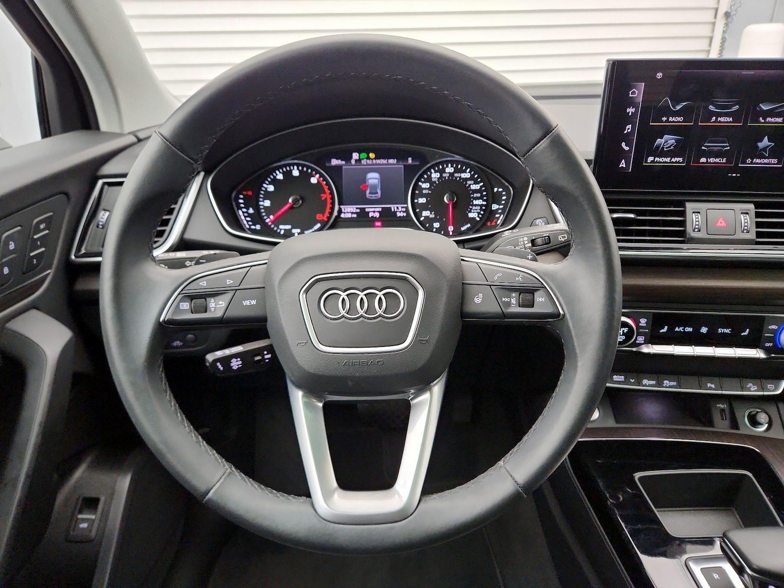 2023 Audi Q5 Premium - Photo 11