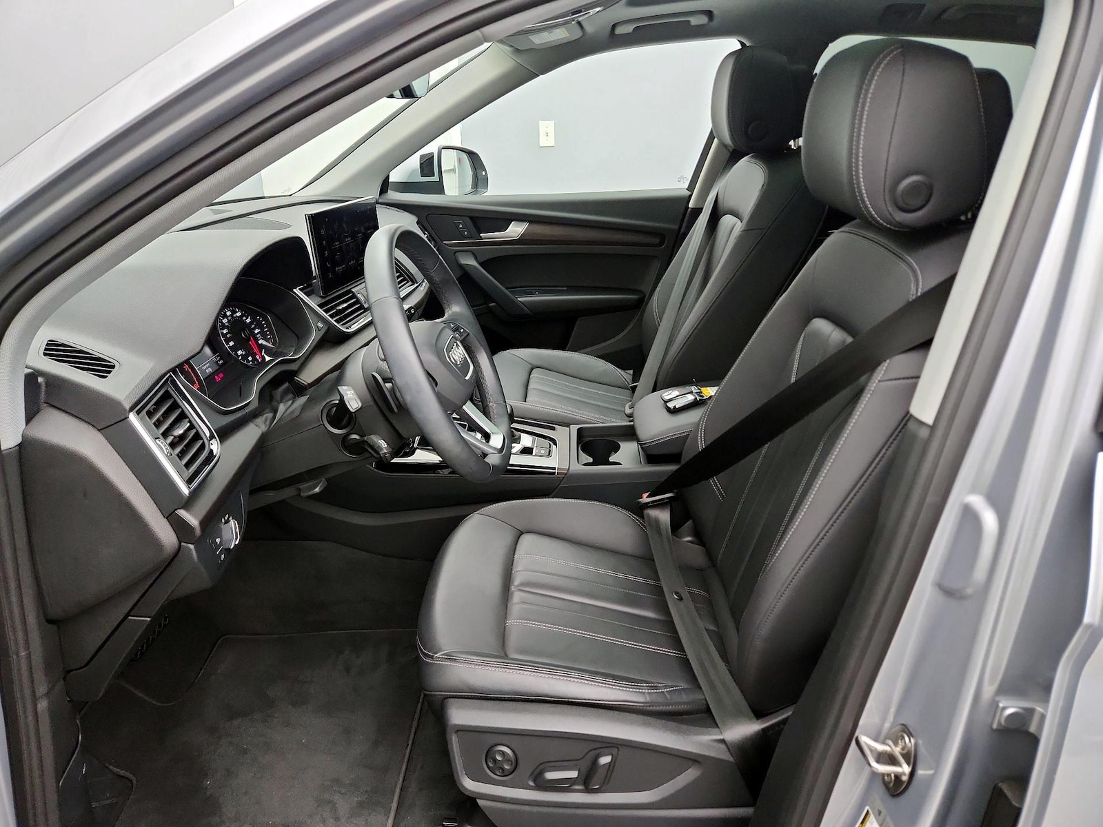 2023 Audi Q5 Premium - Photo 12