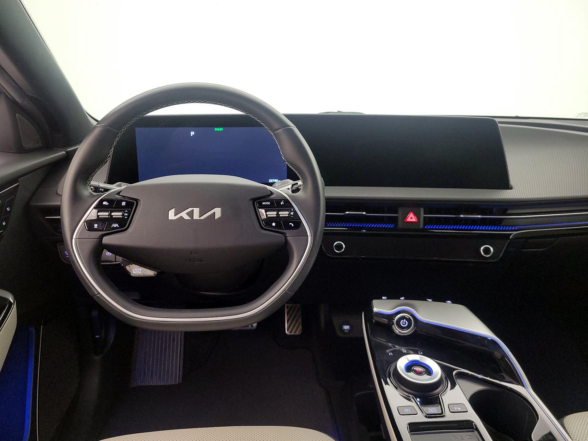 Thumbnail: 2024 Kia EV6 - 10