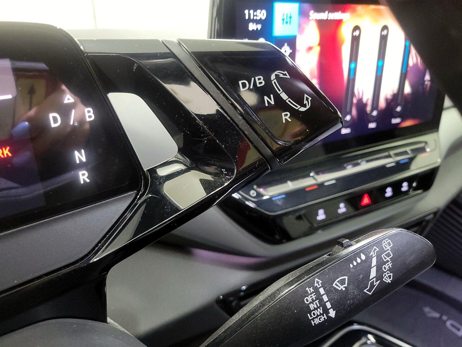 2023 Volkswagen ID.4 PRO - Photo 18