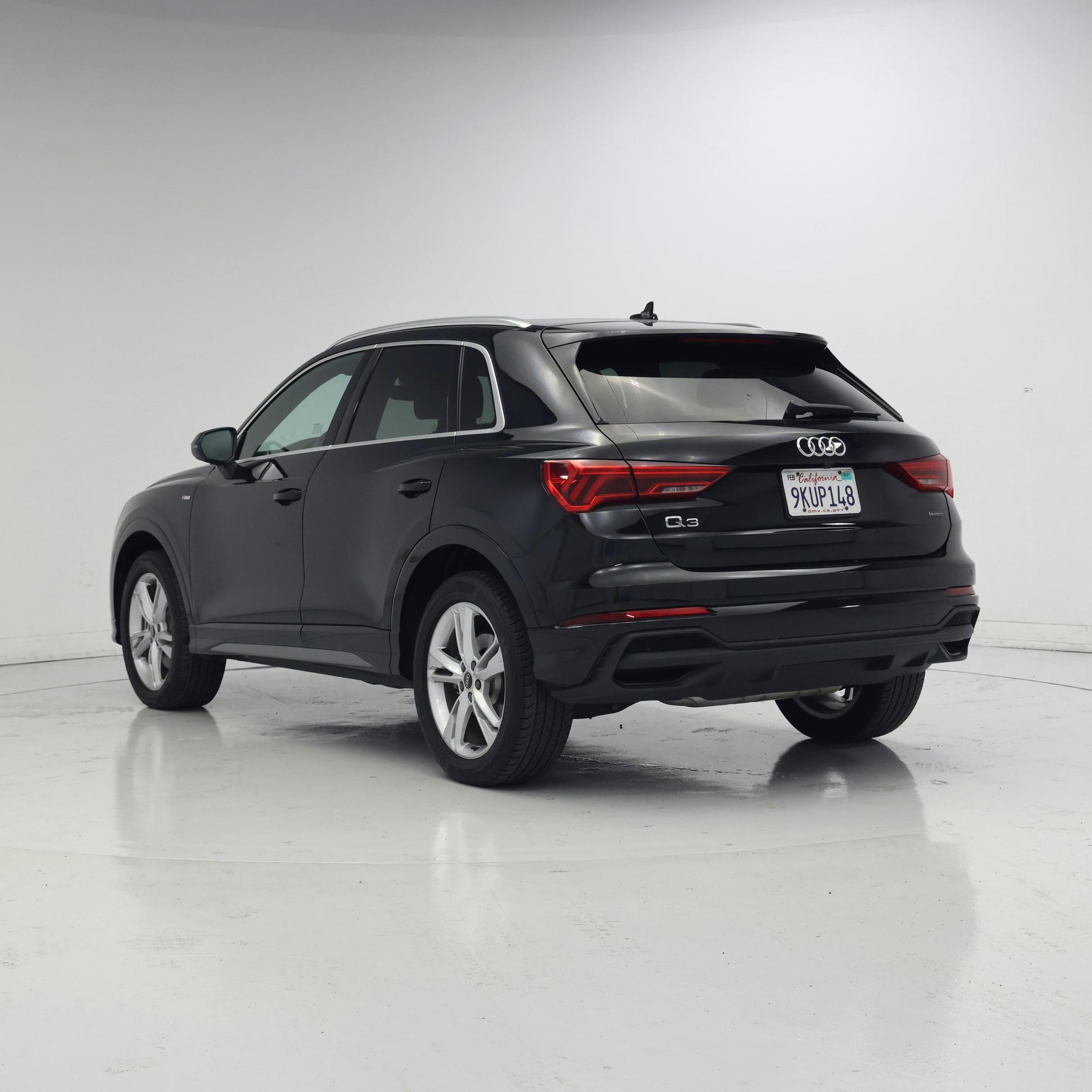 Thumbnail: 2024 Audi Q3 - 2