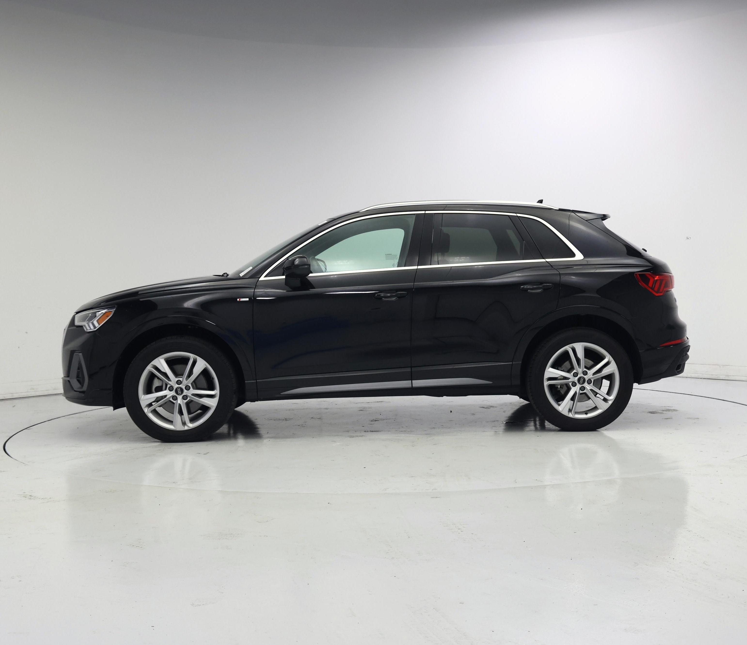 Thumbnail: 2024 Audi Q3 - 3
