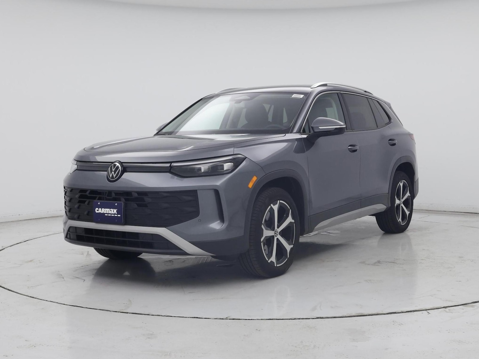 2025 Volkswagen Tiguan SE - Photo 5