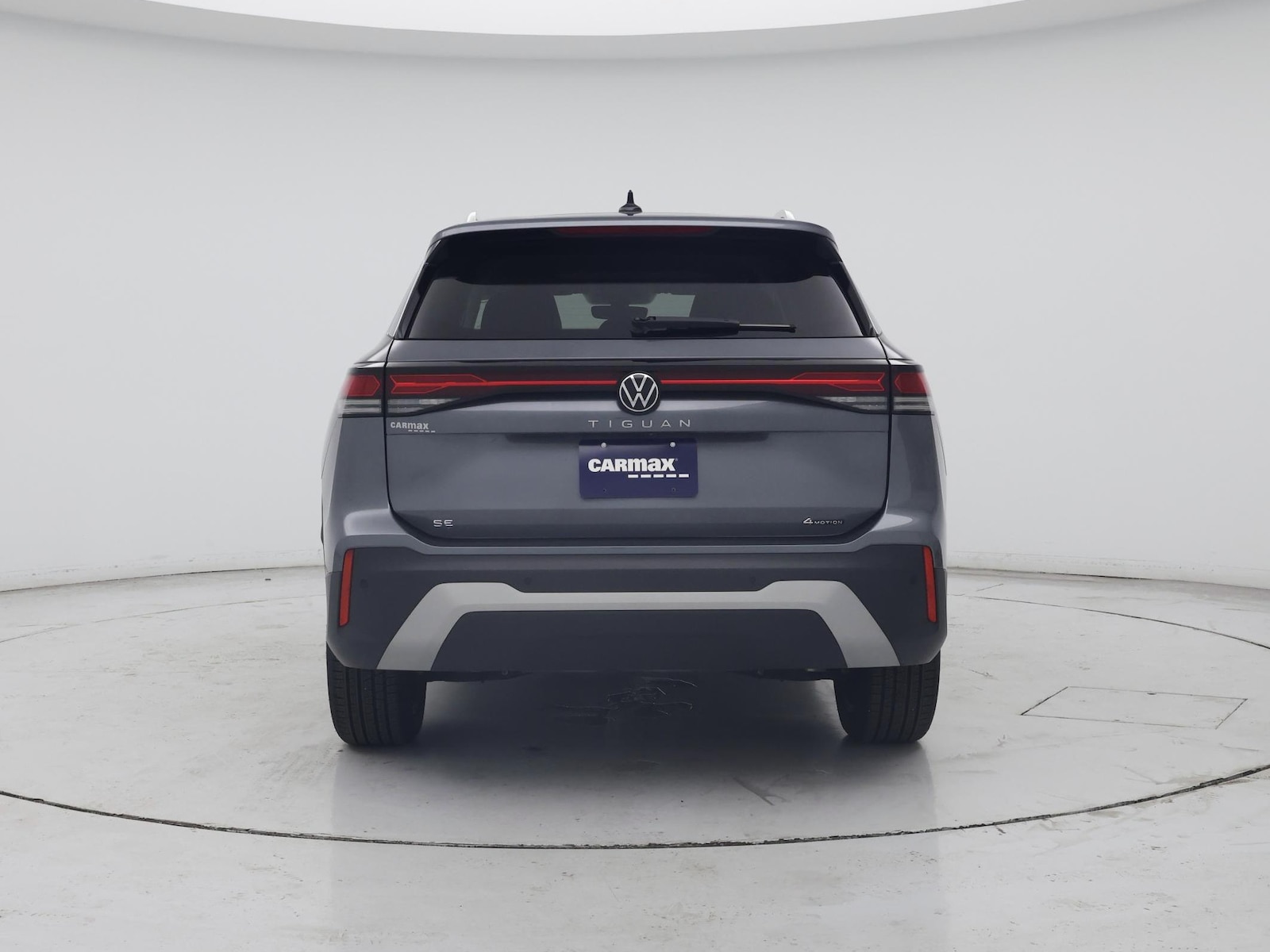 2025 Volkswagen Tiguan SE - Photo 7