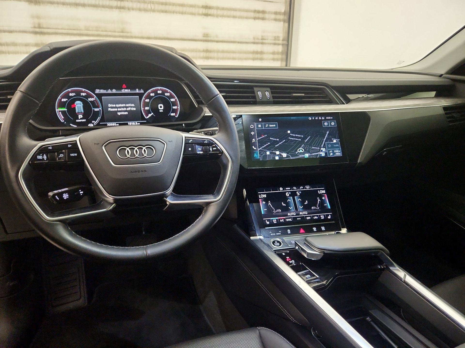 Thumbnail: 2024 Audi Q8 e-tron - 9