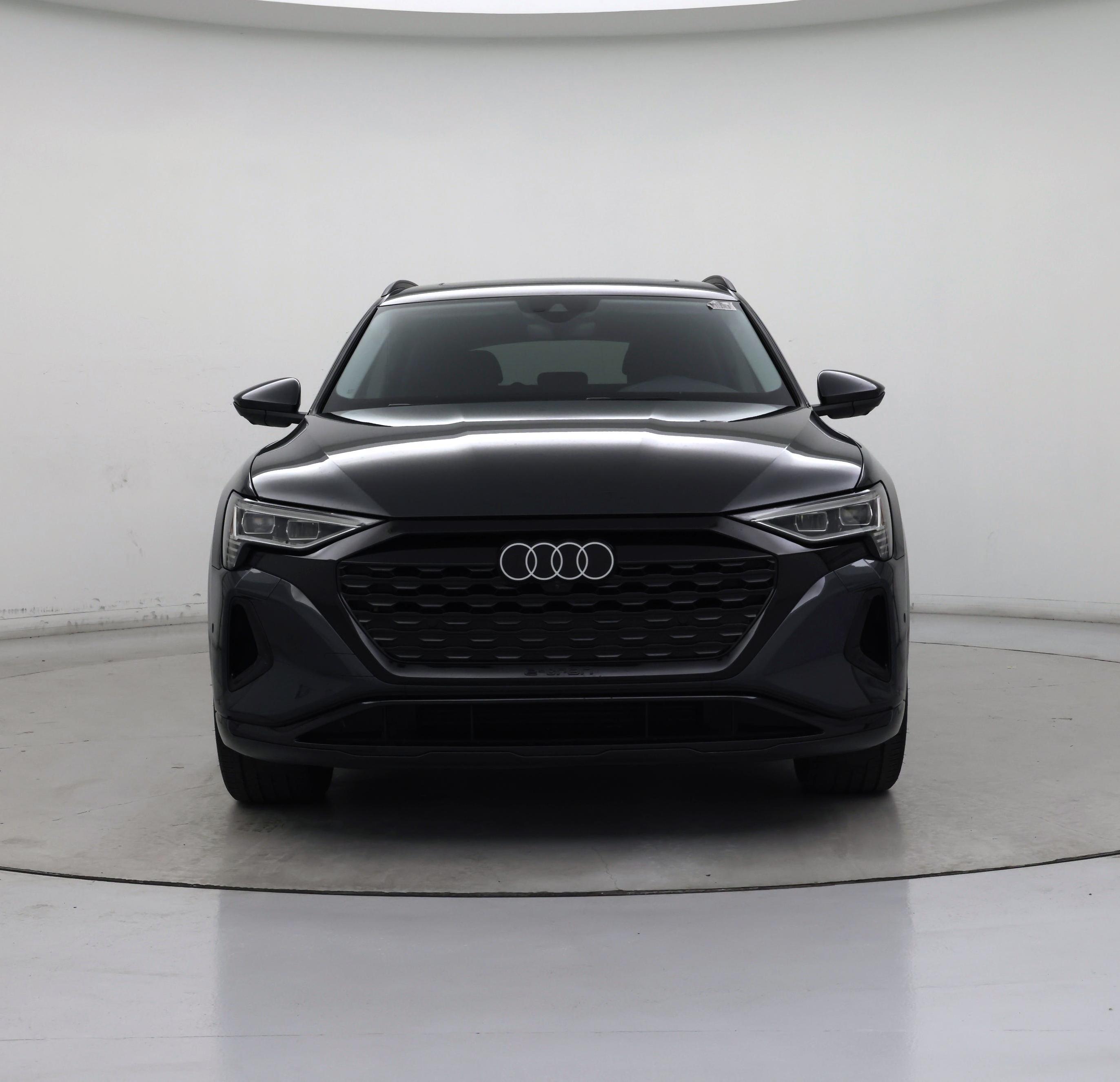 Thumbnail: 2024 Audi Q8 e-tron - 5