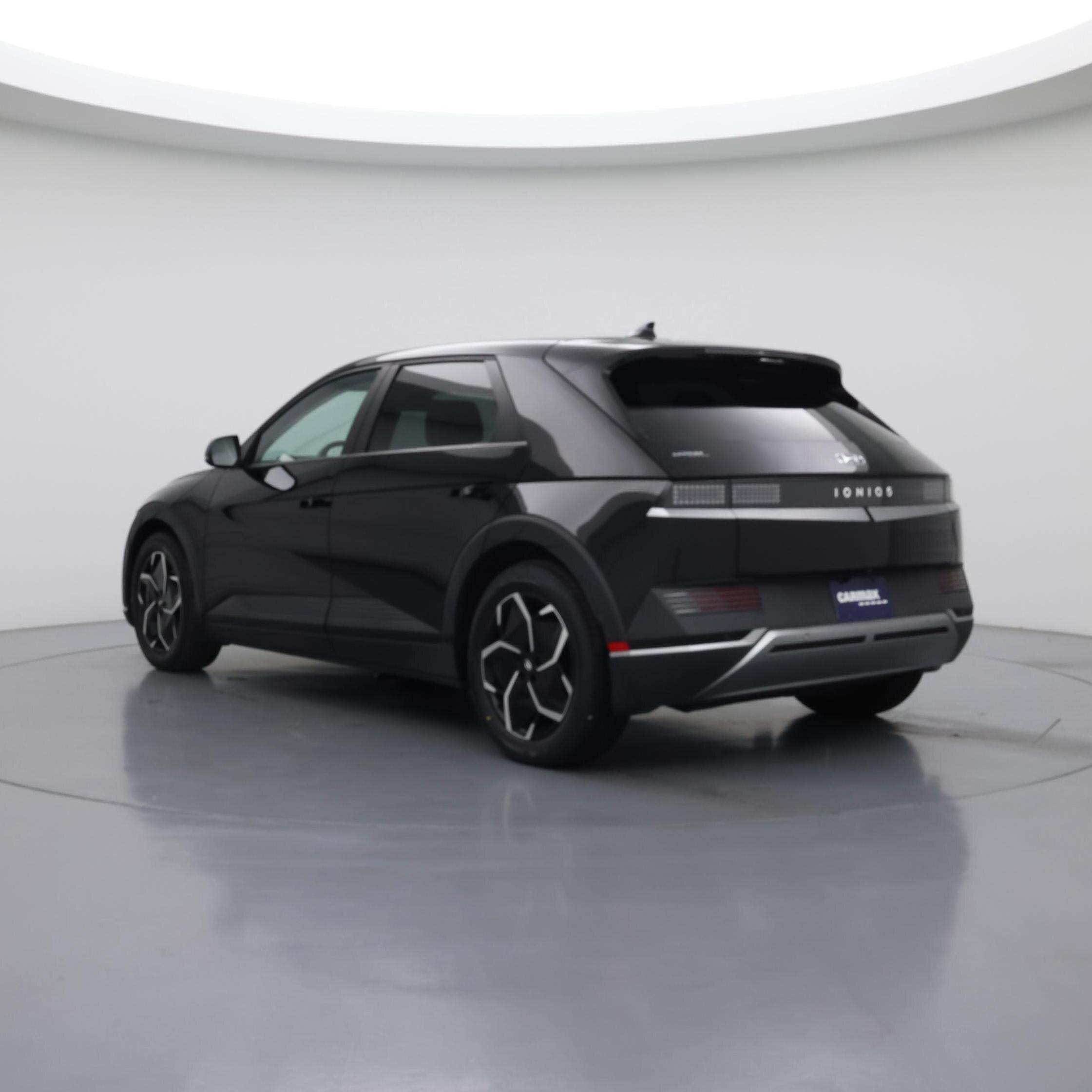 Thumbnail: 2023 Hyundai Ioniq 5 - 2