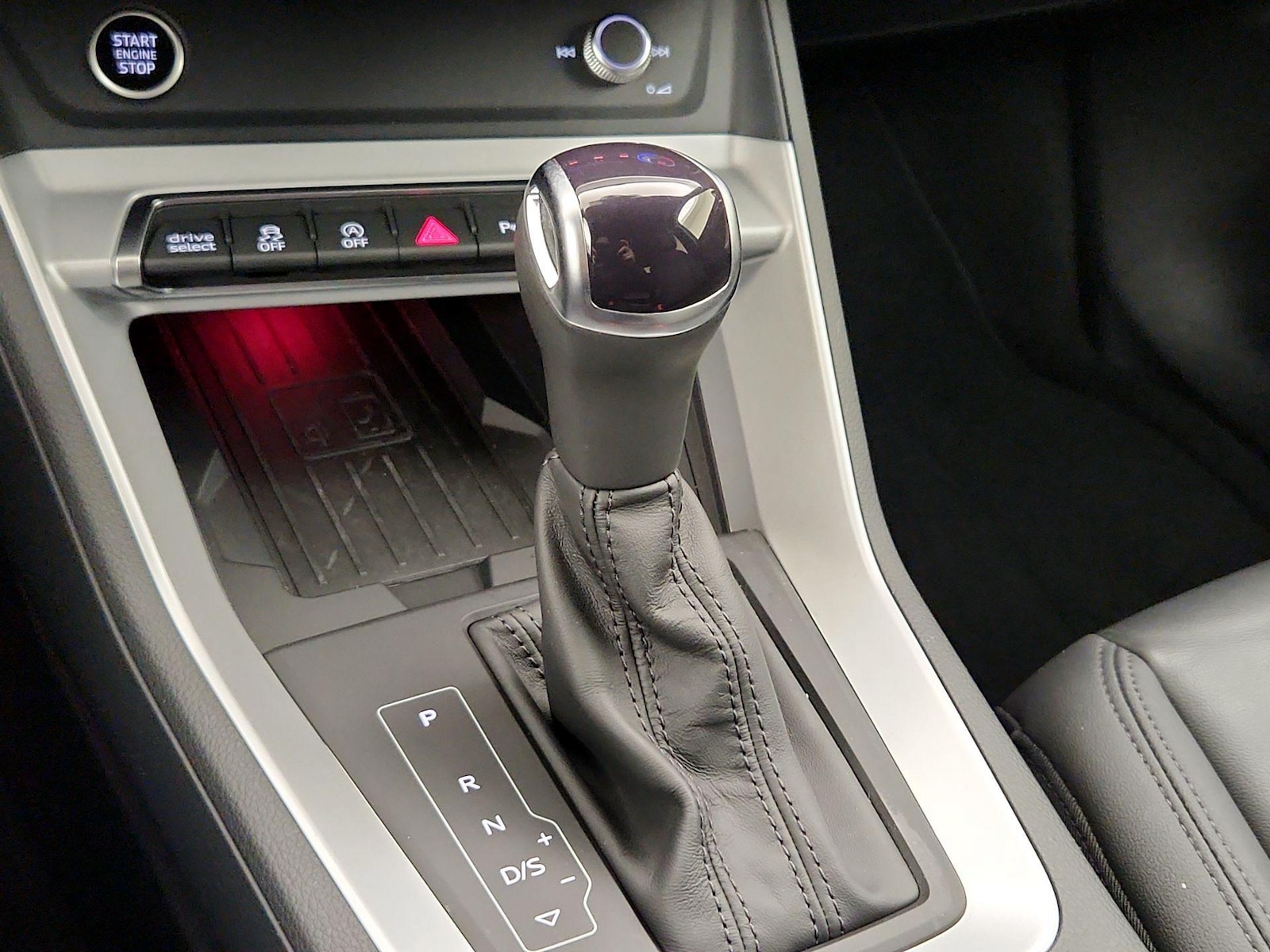 2025 Audi Q3 S Line Premium Plus - Photo 19