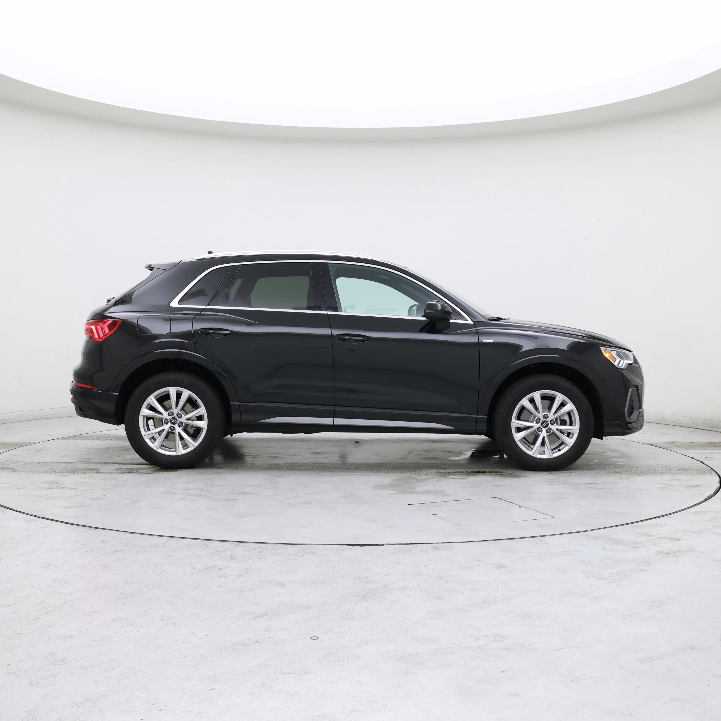 Thumbnail: 2025 Audi Q3 - 7