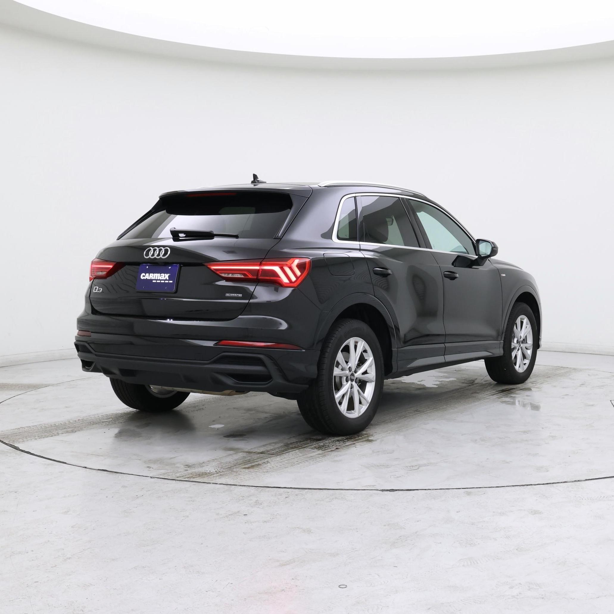 Thumbnail: 2025 Audi Q3 - 8