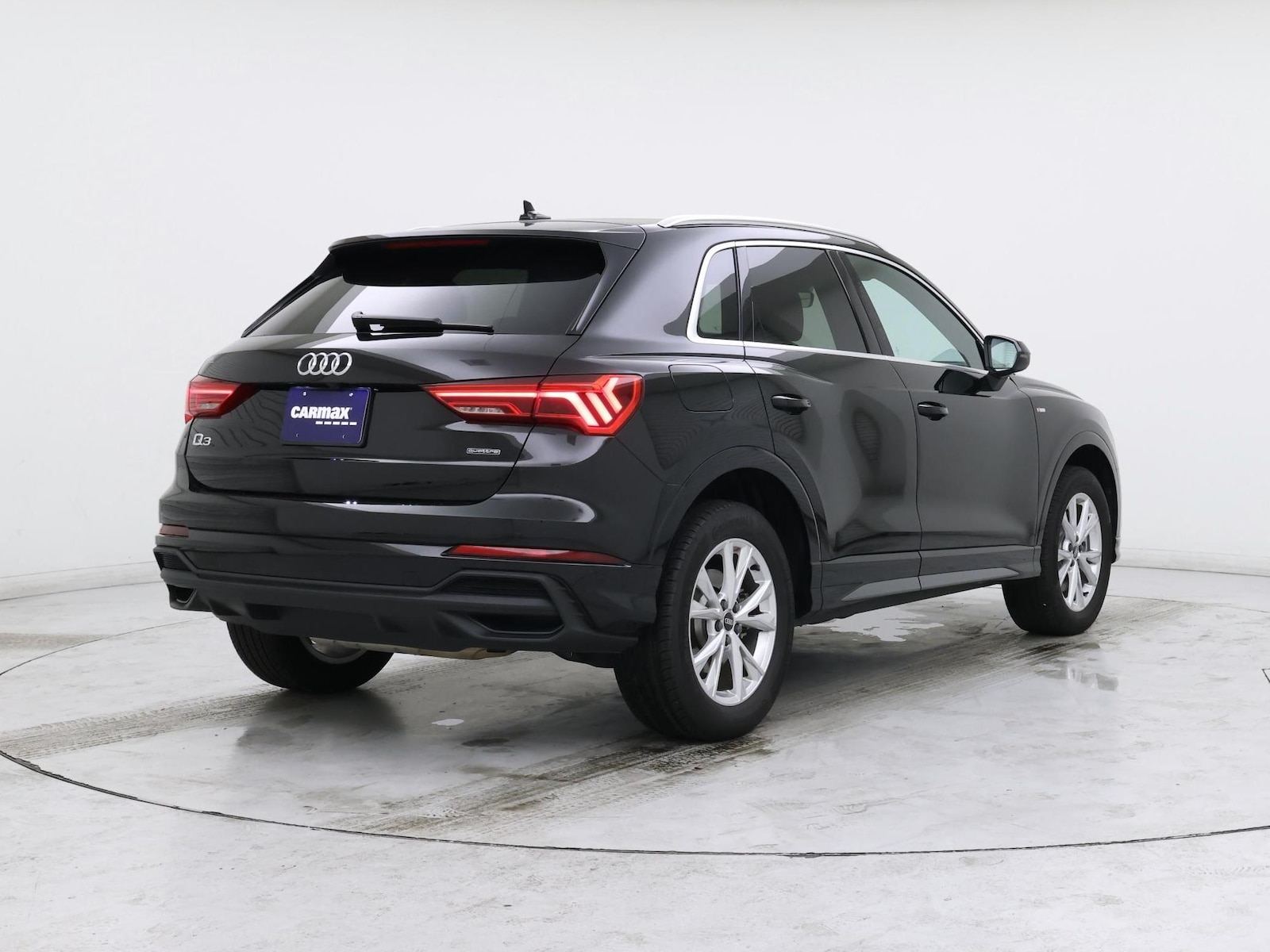 2025 Audi Q3 S Line Premium Plus - Photo 9