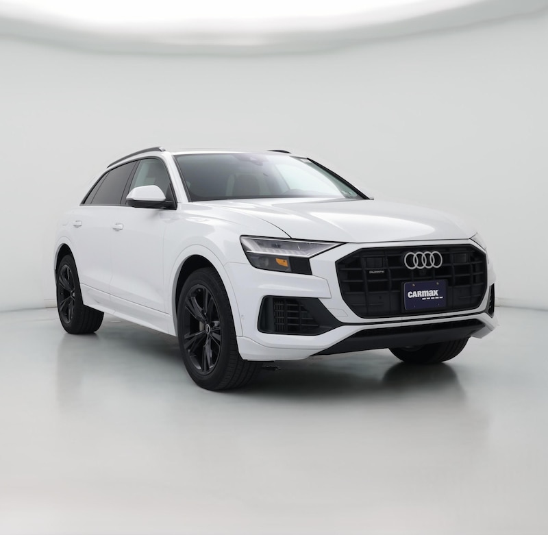 2023 Audi Q8 Premium