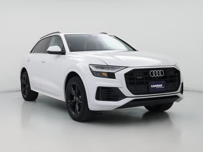 2023 Audi Q8 Premium