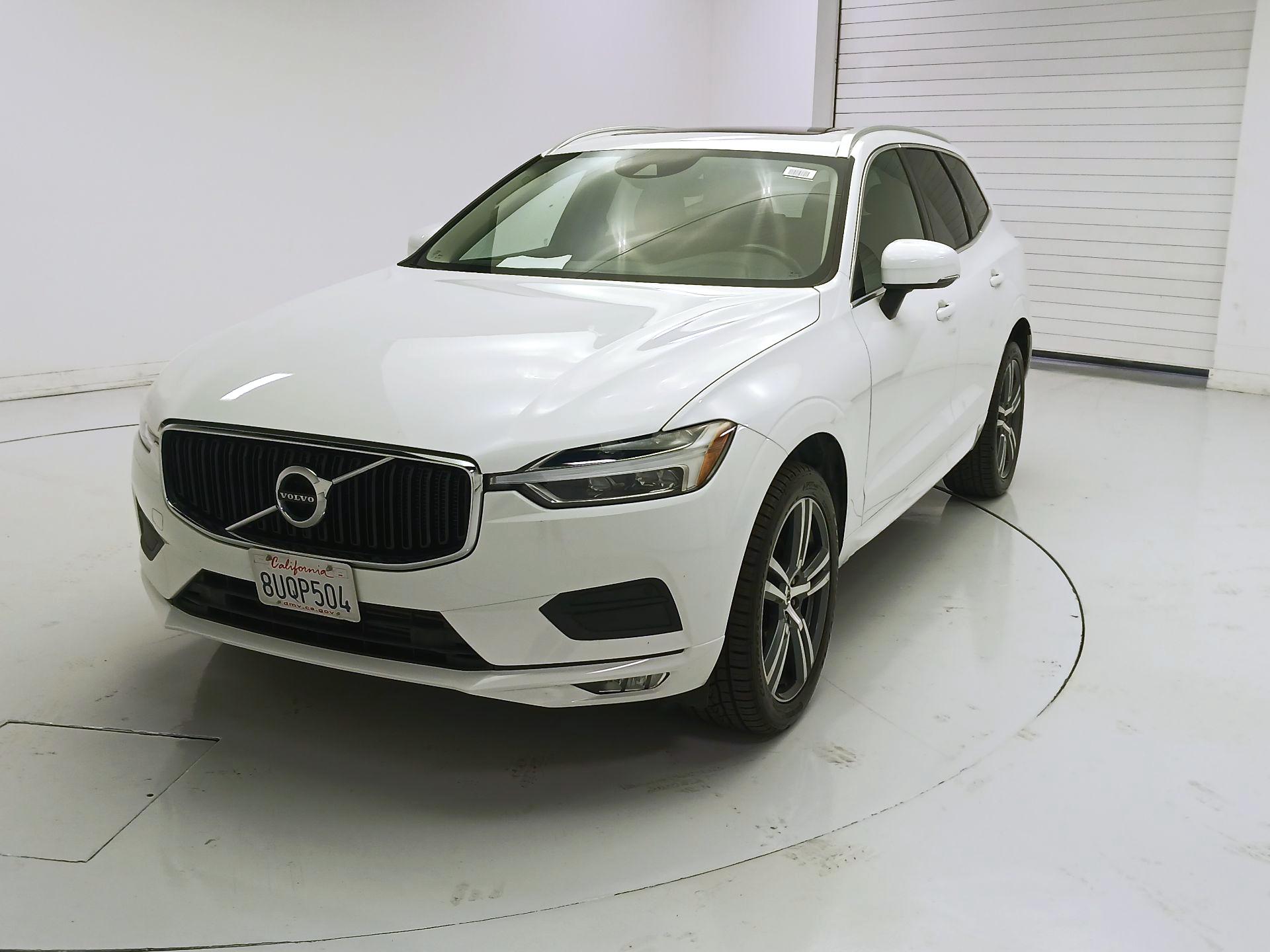 Thumbnail: 2021 Volvo XC60 - 3