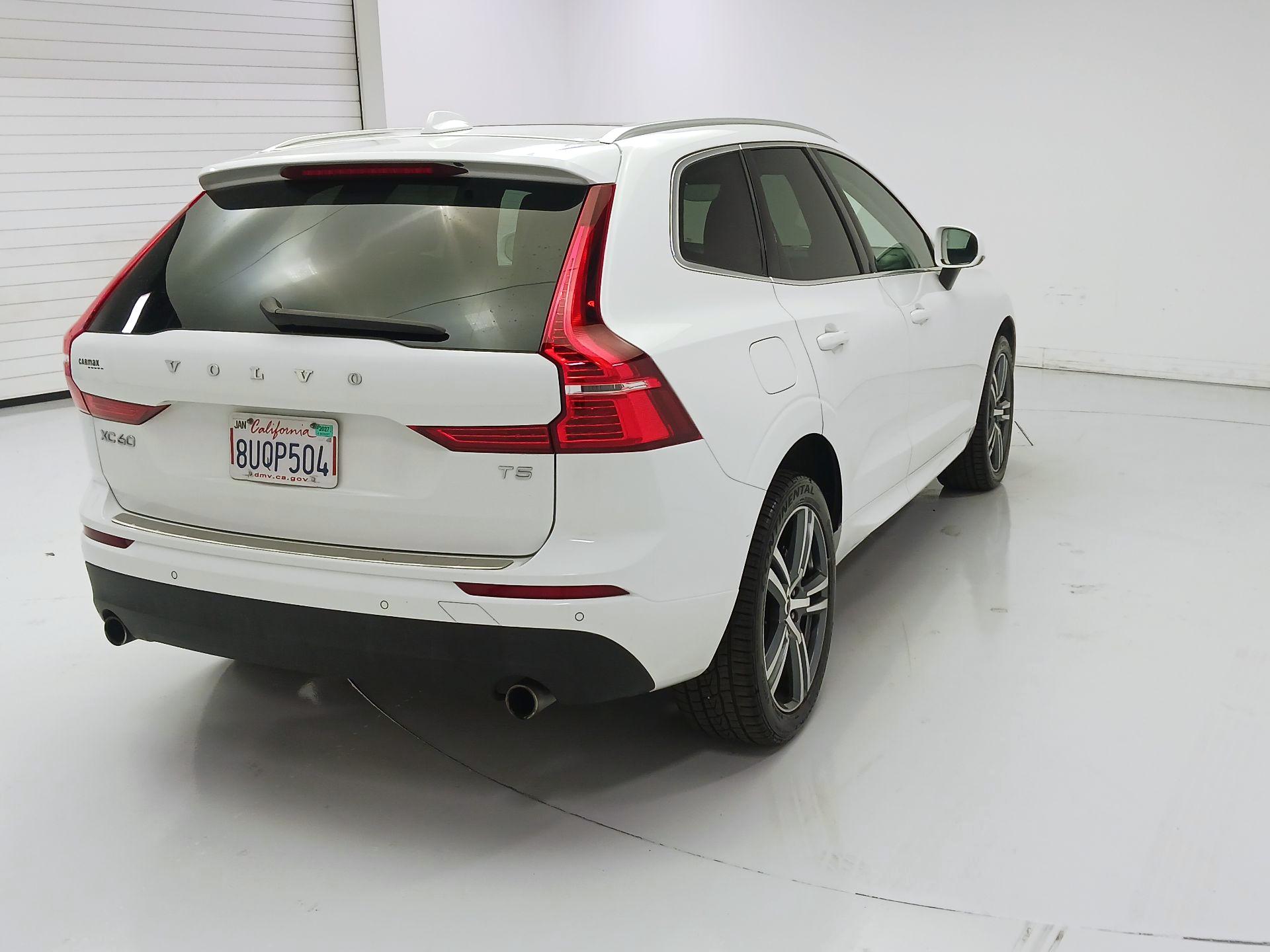 Thumbnail: 2021 Volvo XC60 - 5