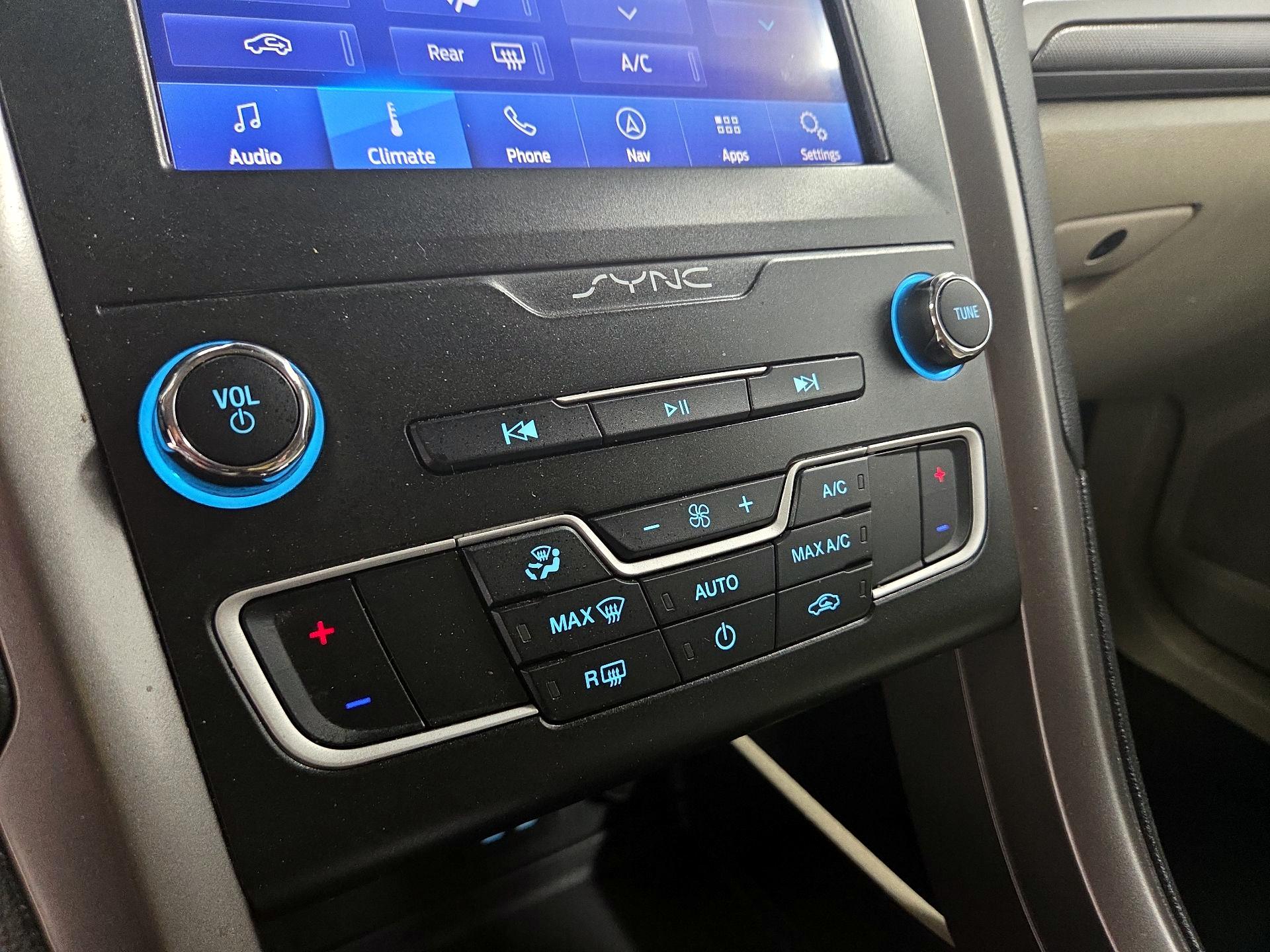 Thumbnail: 2020 Ford Fusion - 12