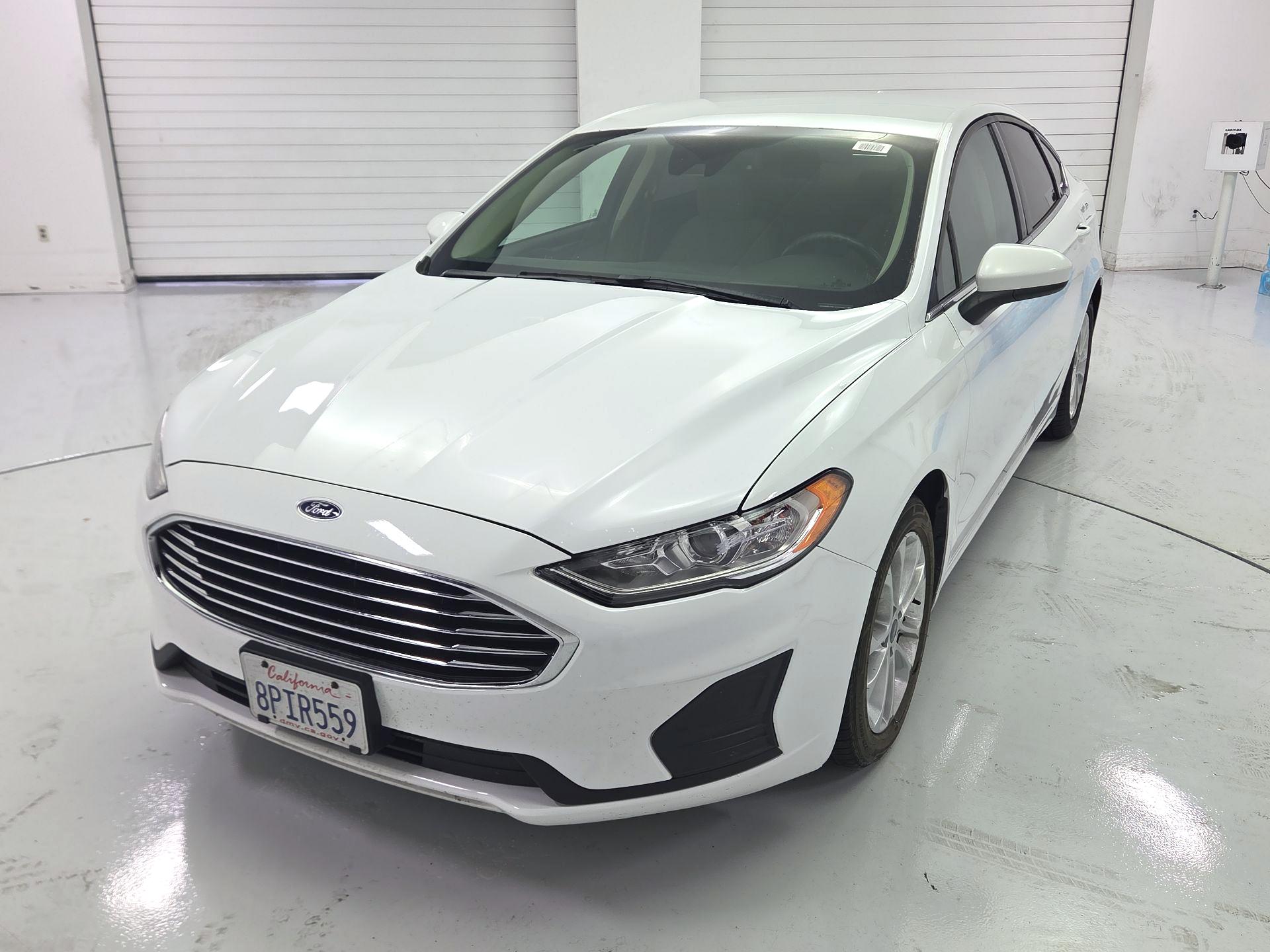 Thumbnail: 2020 Ford Fusion - 3