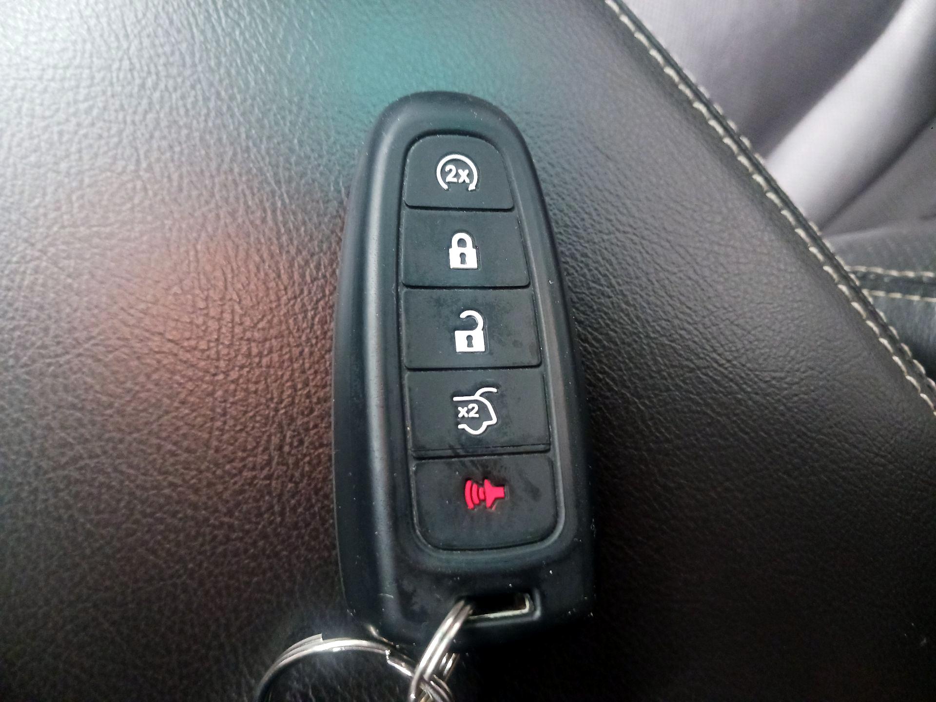Thumbnail: 2015 Ford Explorer - 20