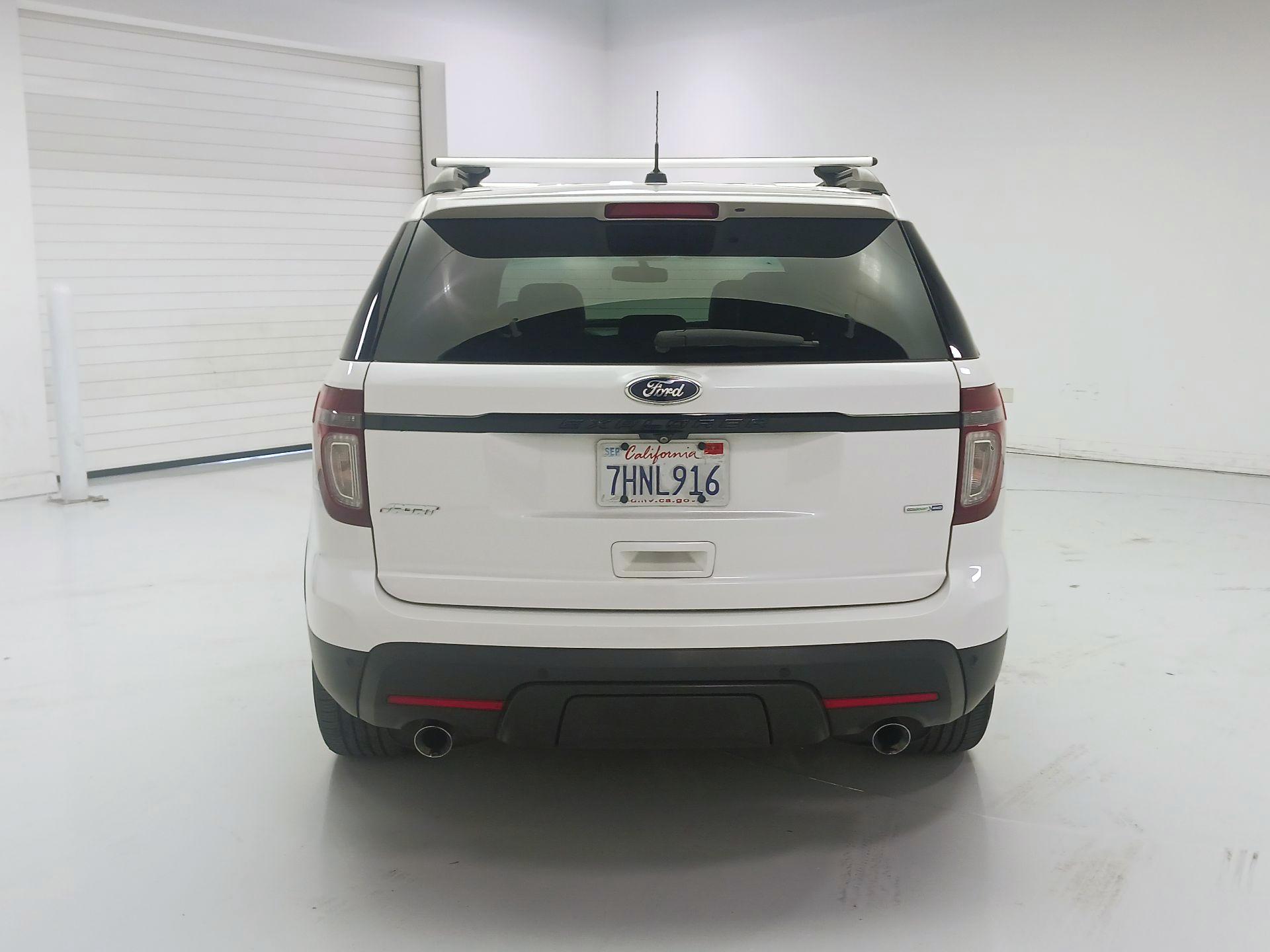 Thumbnail: 2015 Ford Explorer - 6