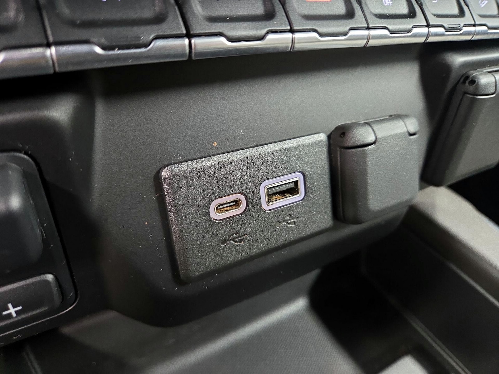 2020 GMC Sierra 1500 Elevation - Photo 17