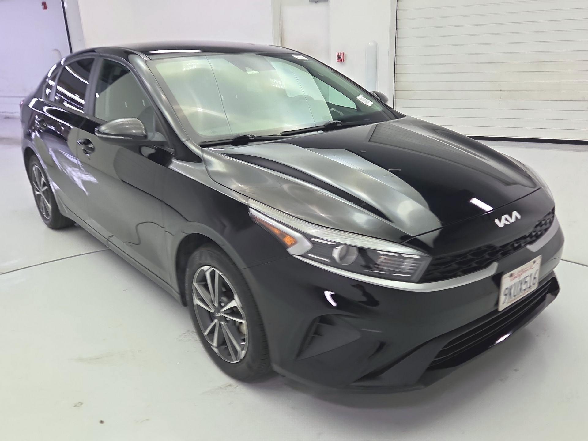 Thumbnail: 2023 Kia Forte - 1