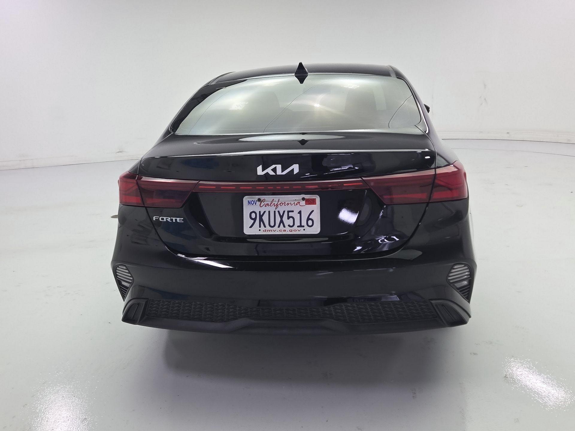 Thumbnail: 2023 Kia Forte - 6