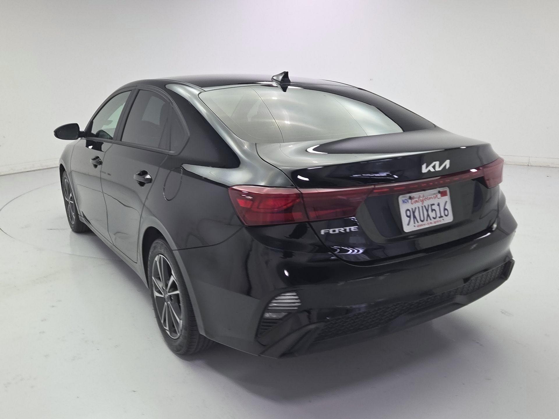 Thumbnail: 2023 Kia Forte - 7