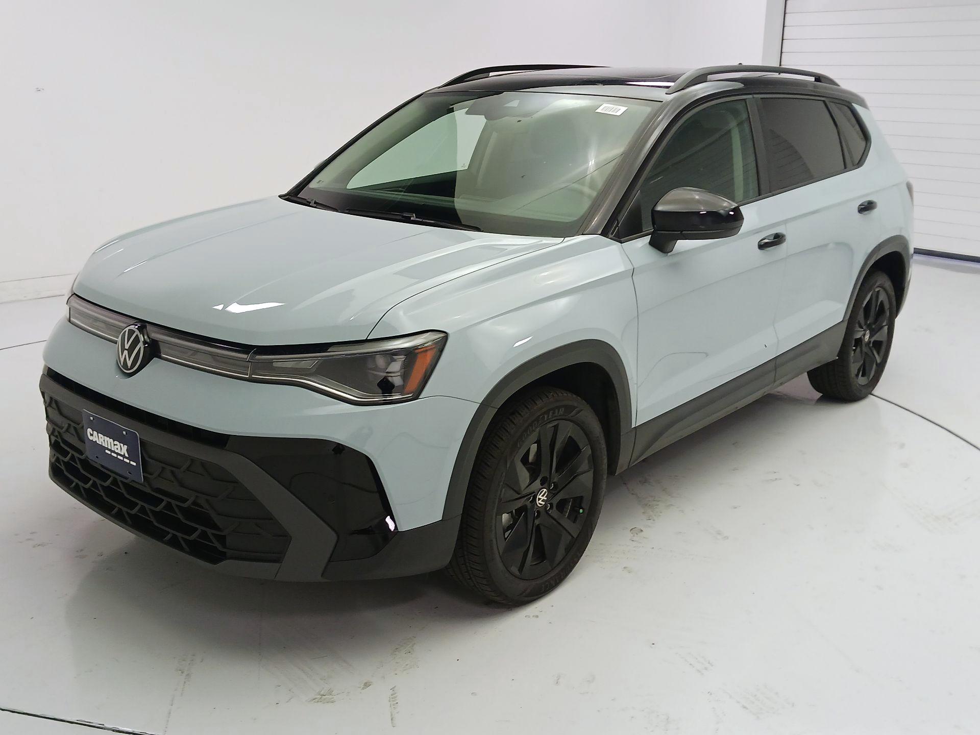 Thumbnail: 2025 Volkswagen Taos - 3