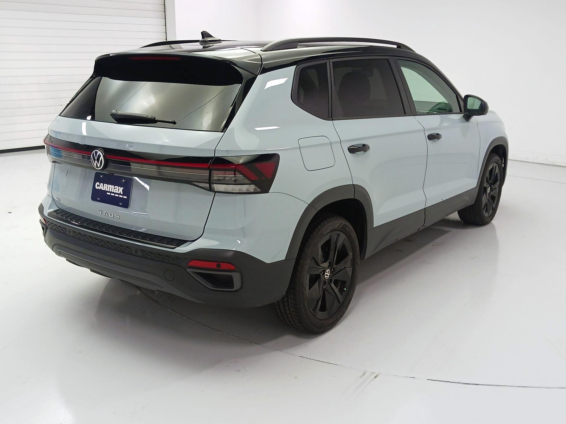 Thumbnail: 2025 Volkswagen Taos - 5
