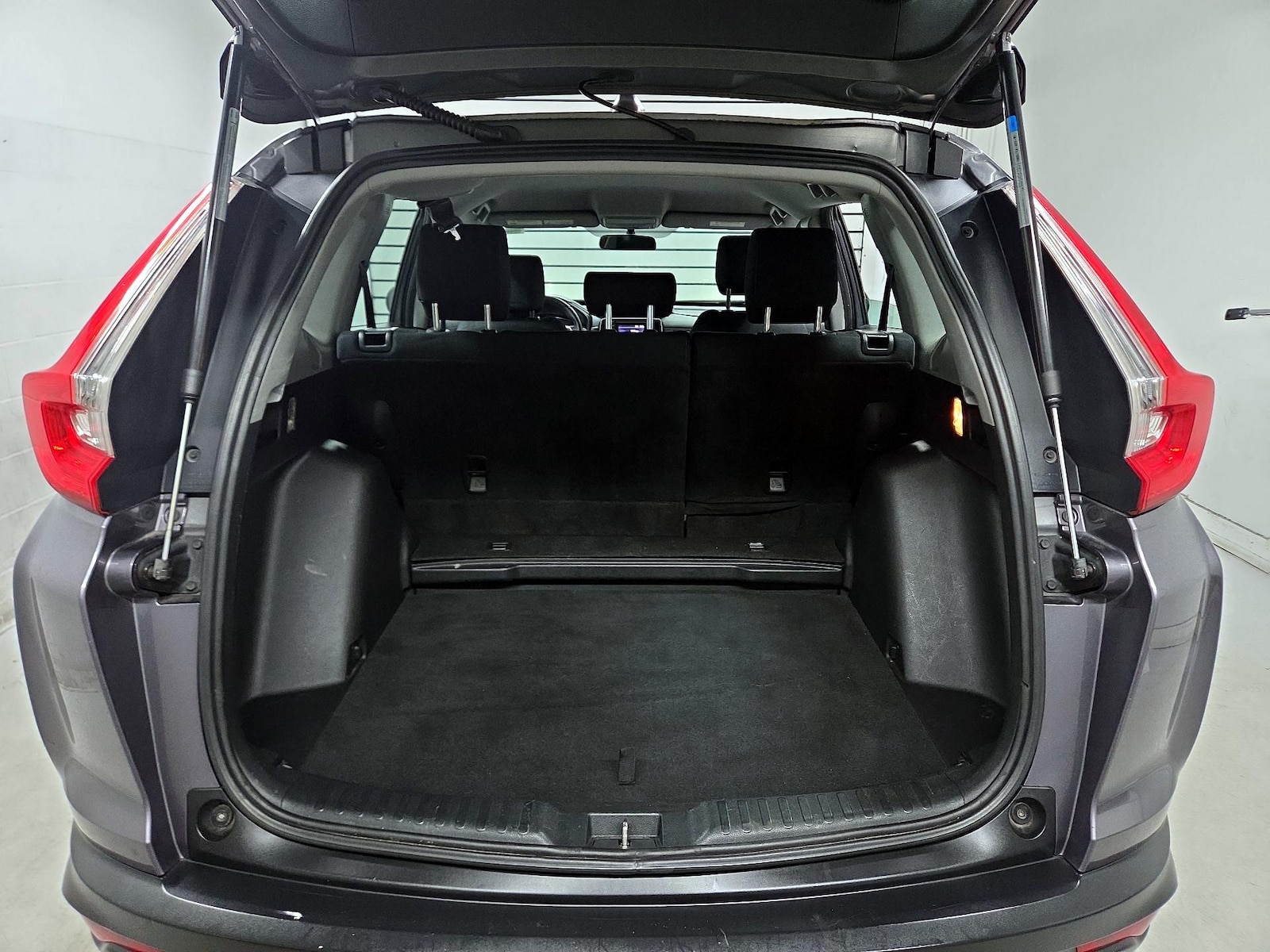 2019 Honda CR-V LX - Photo 17