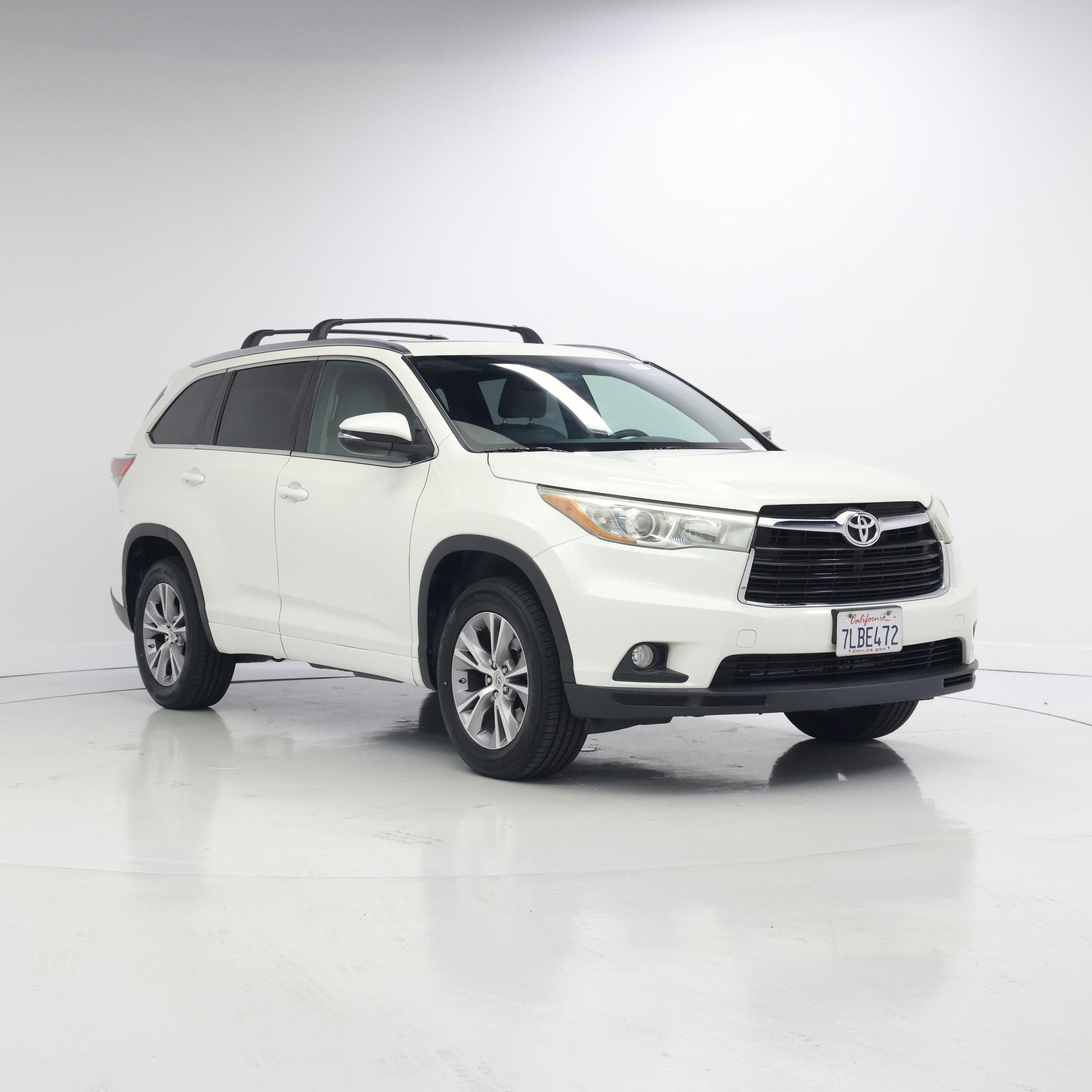 White 2015 Toyota Highlander SUV / Crossover Front-Wheel Drive Automatic