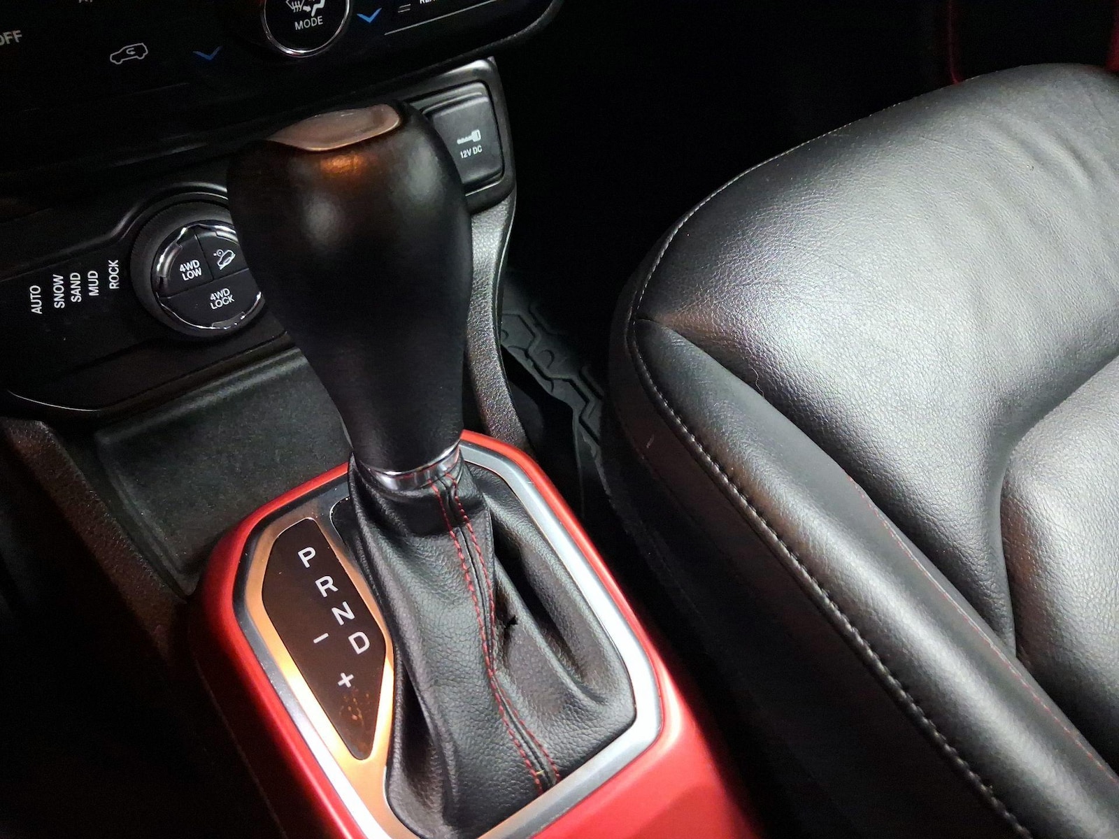 2022 Jeep Renegade Trailhawk - Photo 17
