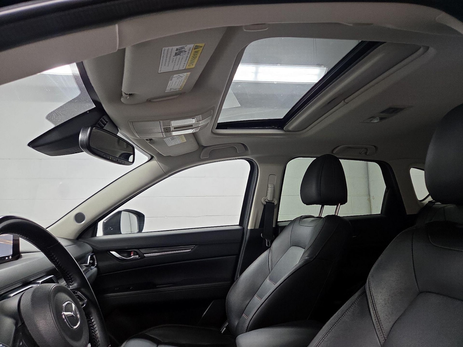 Sunroof(s) & Overhead Airbags