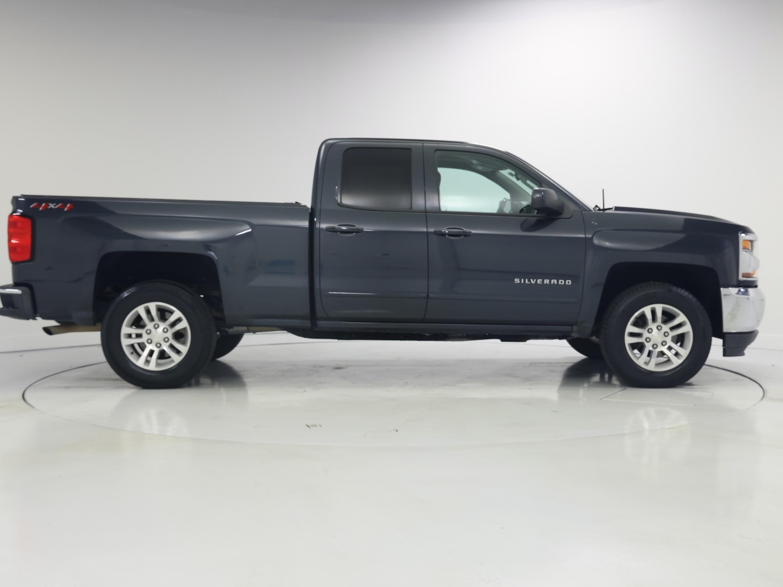 2019 Chevrolet Silverado 1500 LD LT - Photo 8