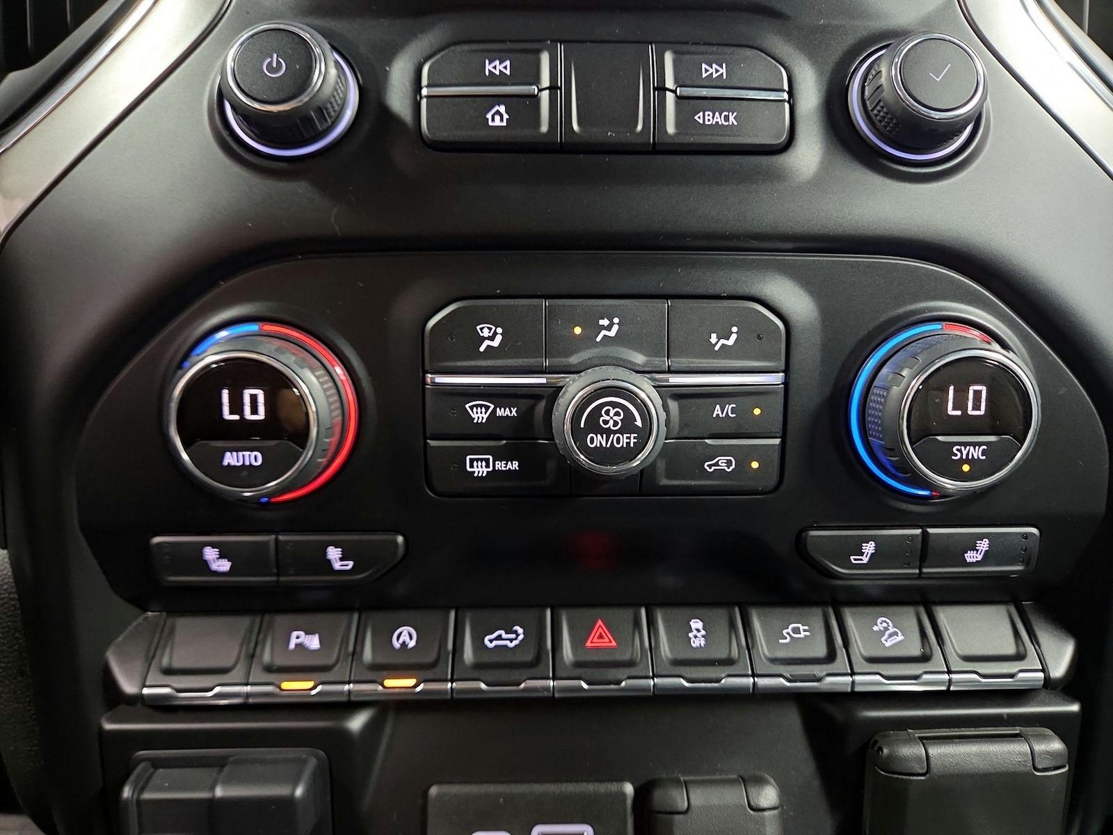 2020 Chevrolet Silverado 1500 LT Trail Boss - Photo 17