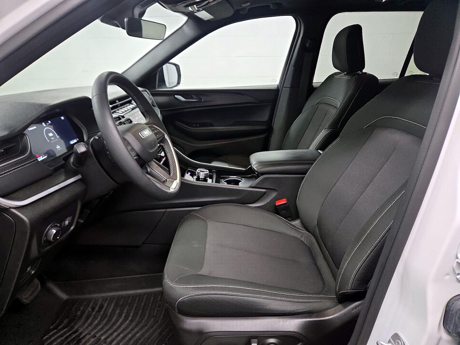 Power Seat(s) & Side Airbags