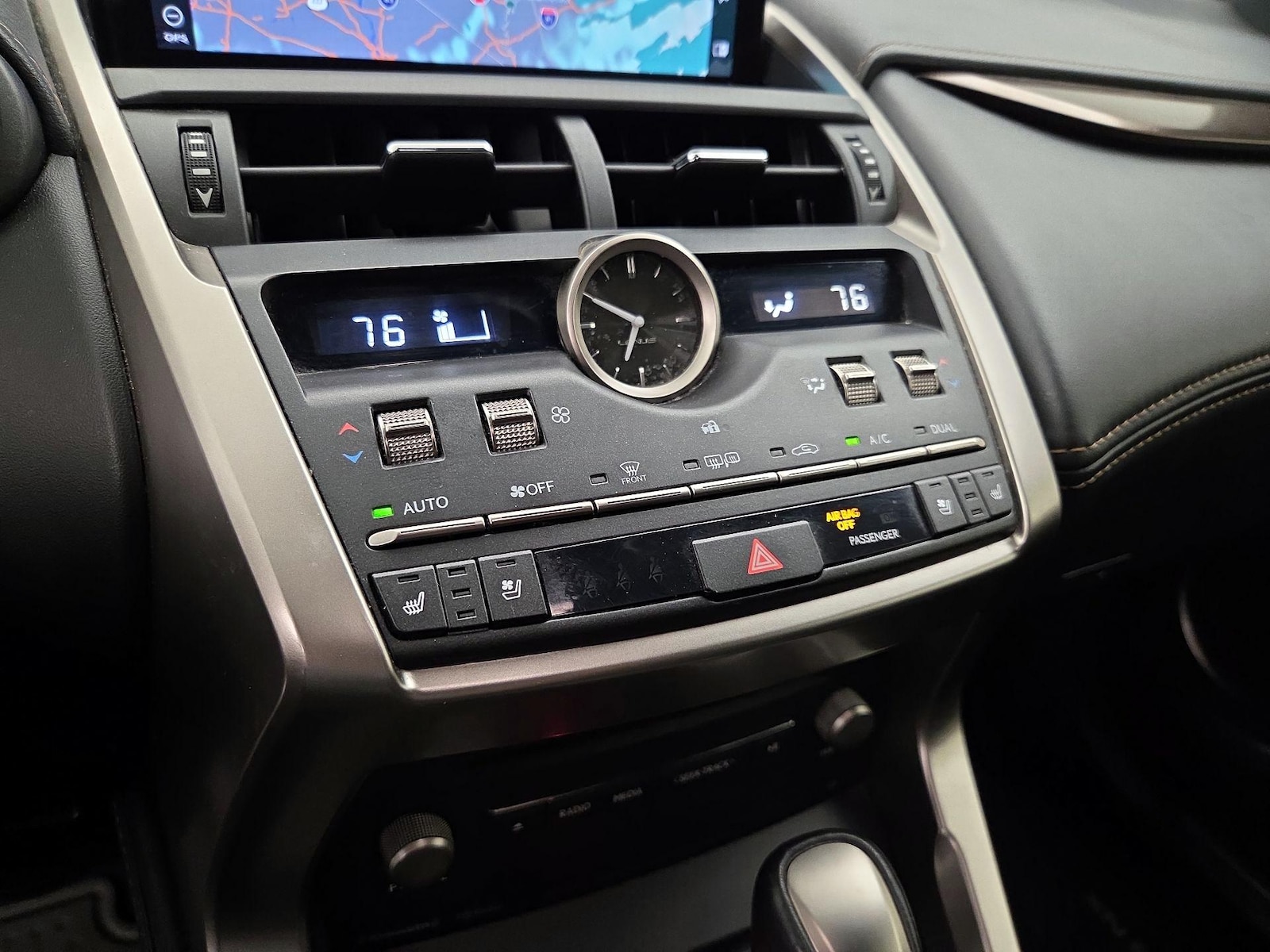 2020 Lexus NX 300 - Photo 18