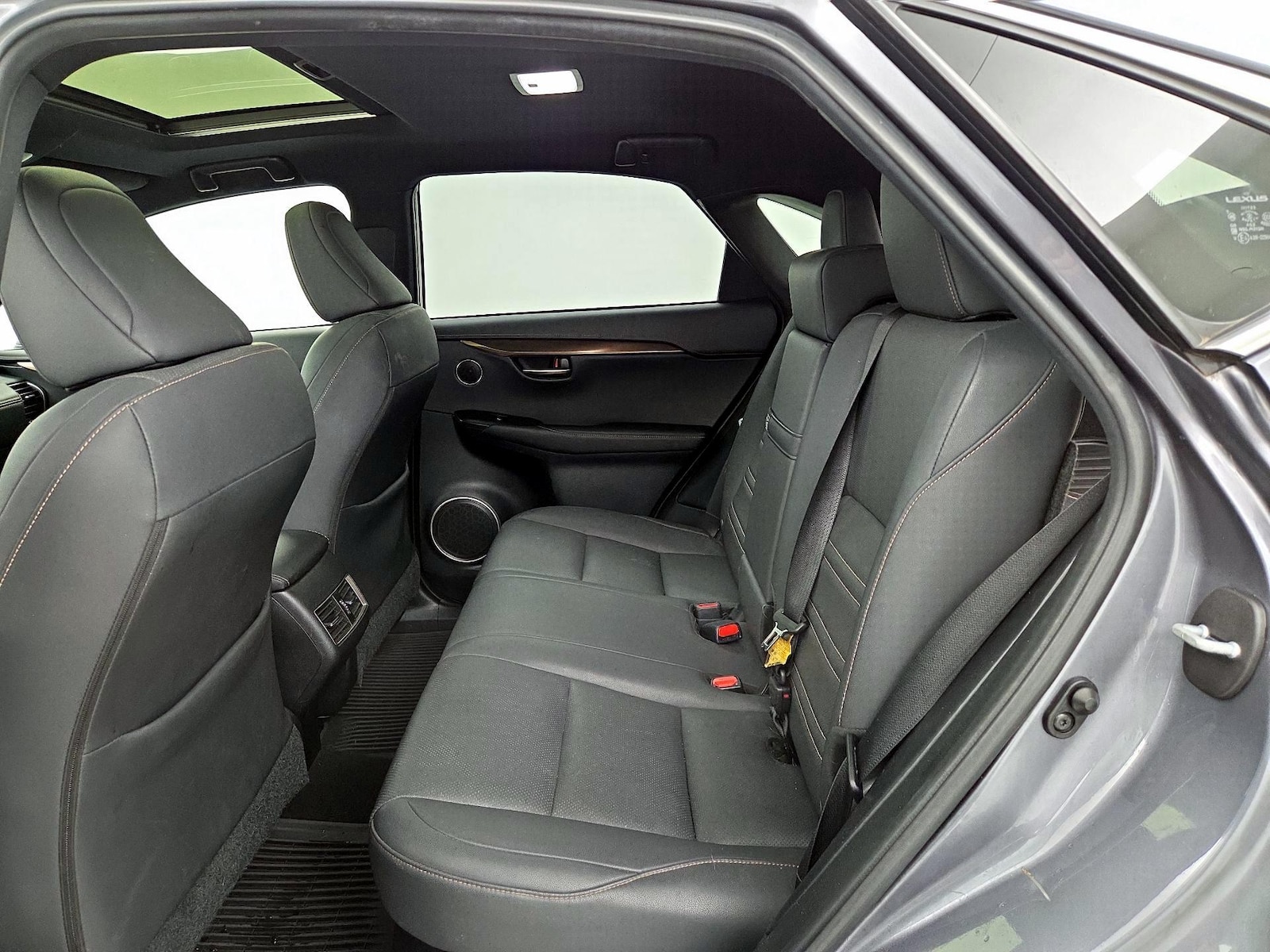 2020 Lexus NX 300 - Photo 22