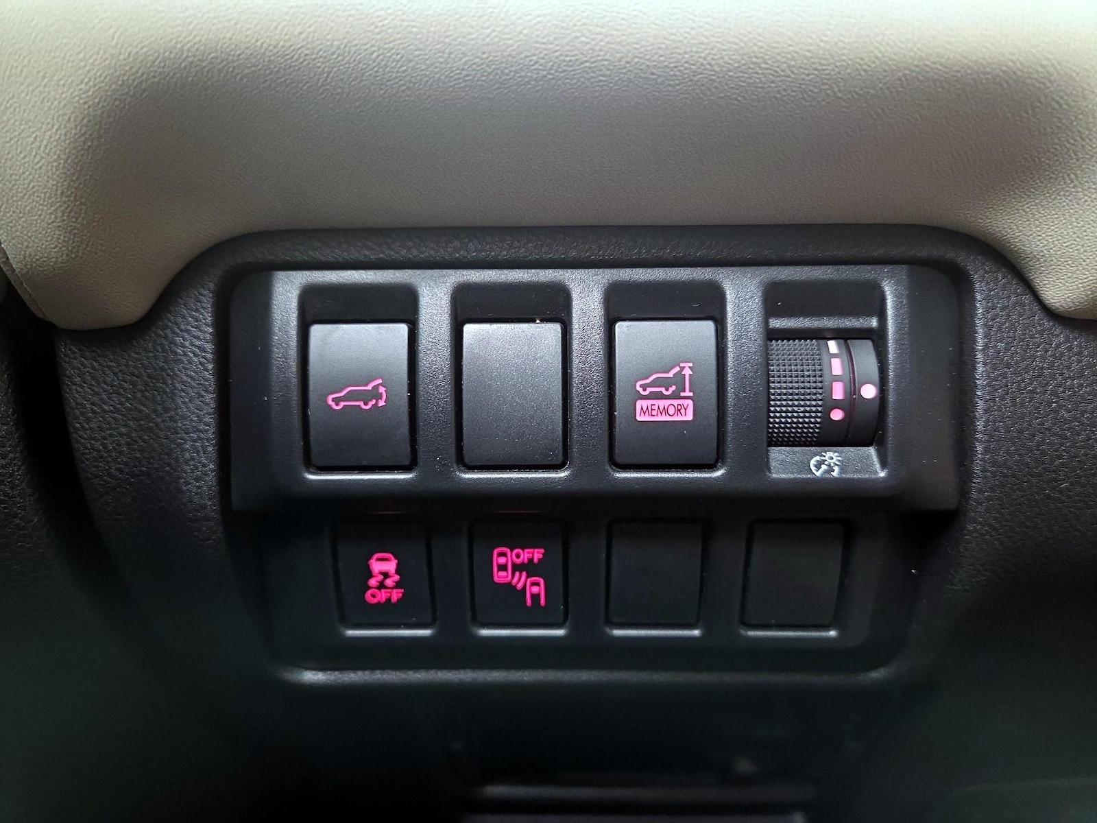 2019 Subaru Ascent Limited - Photo 14