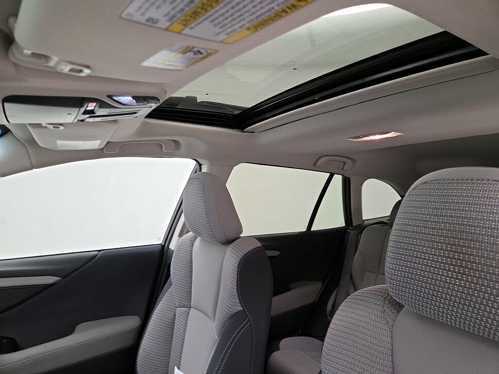 Sunroof(s) & Overhead Airbags