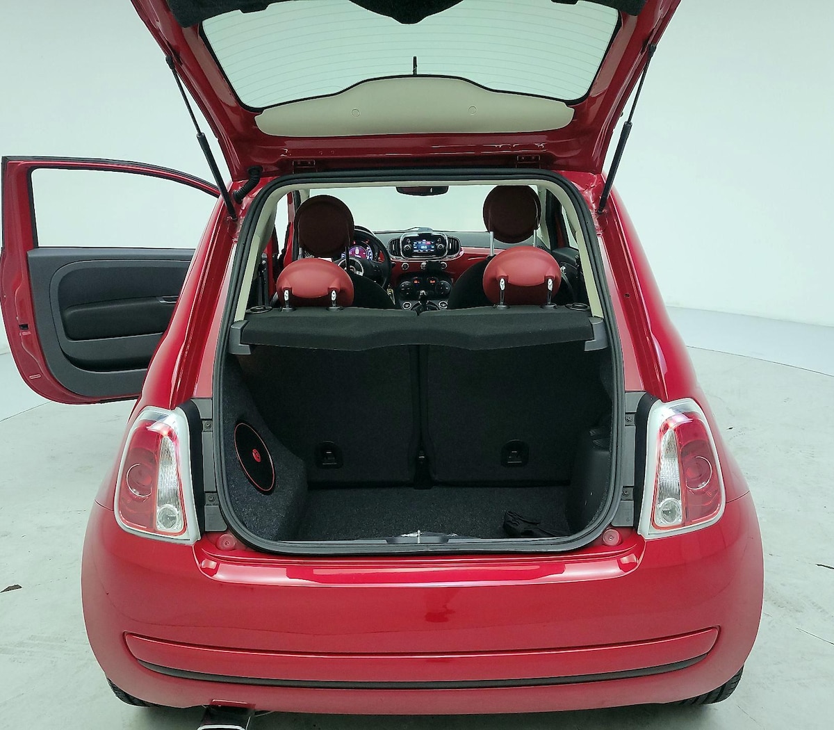 Trunk/Cargo (Seats Up)