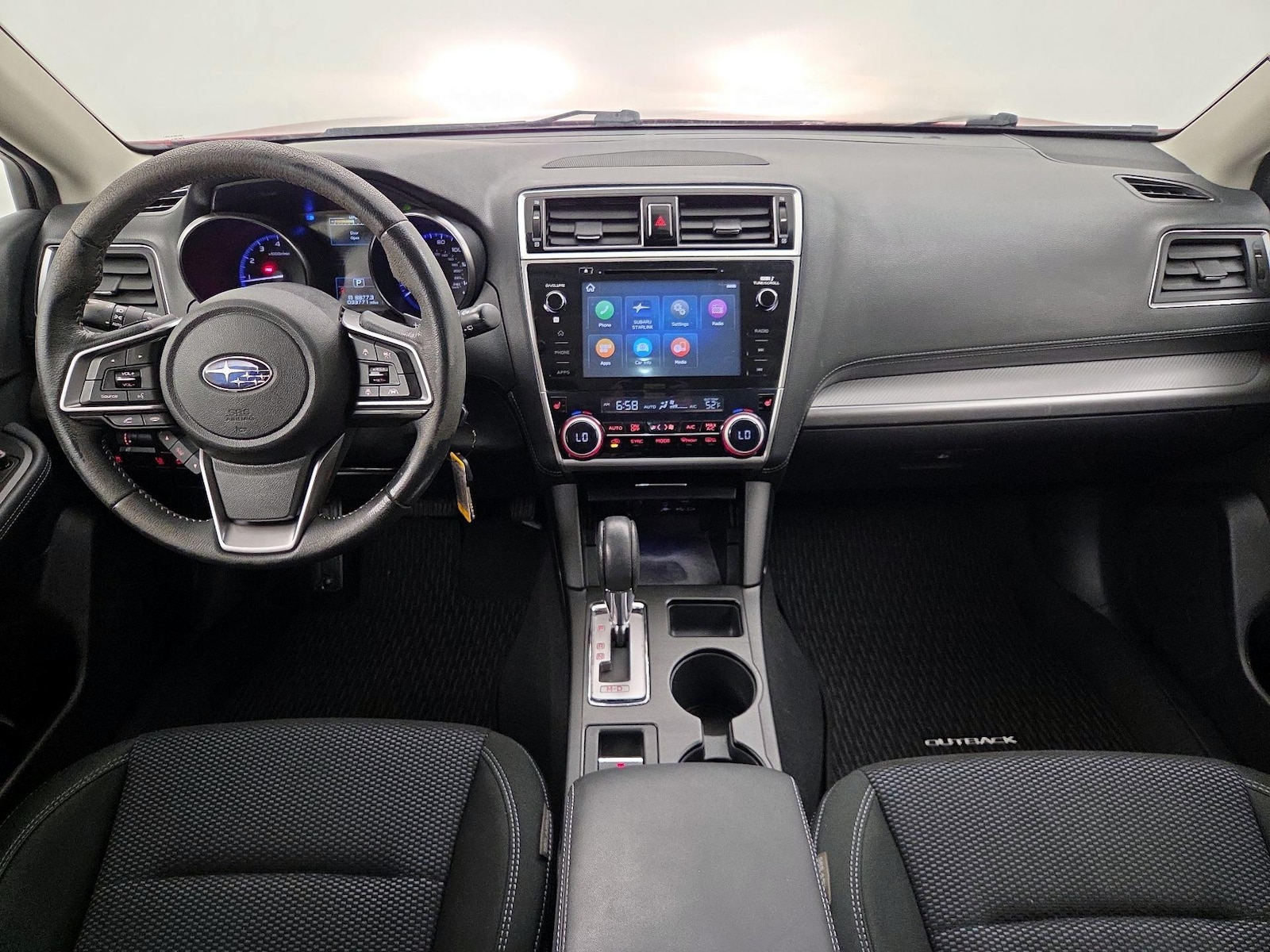 Apple CarPlay® & Android Auto™